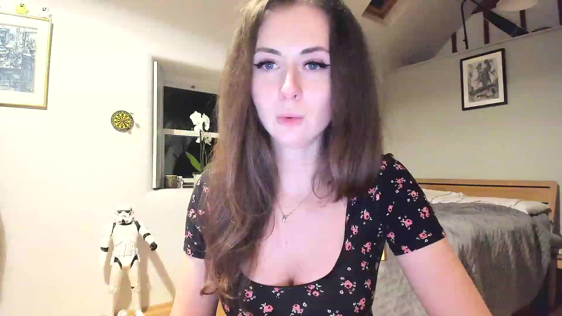 Gallery image thumbnail from Amber_Fry's myfreecams stream on, 12/17/2022, 22:38 image 12 of 20