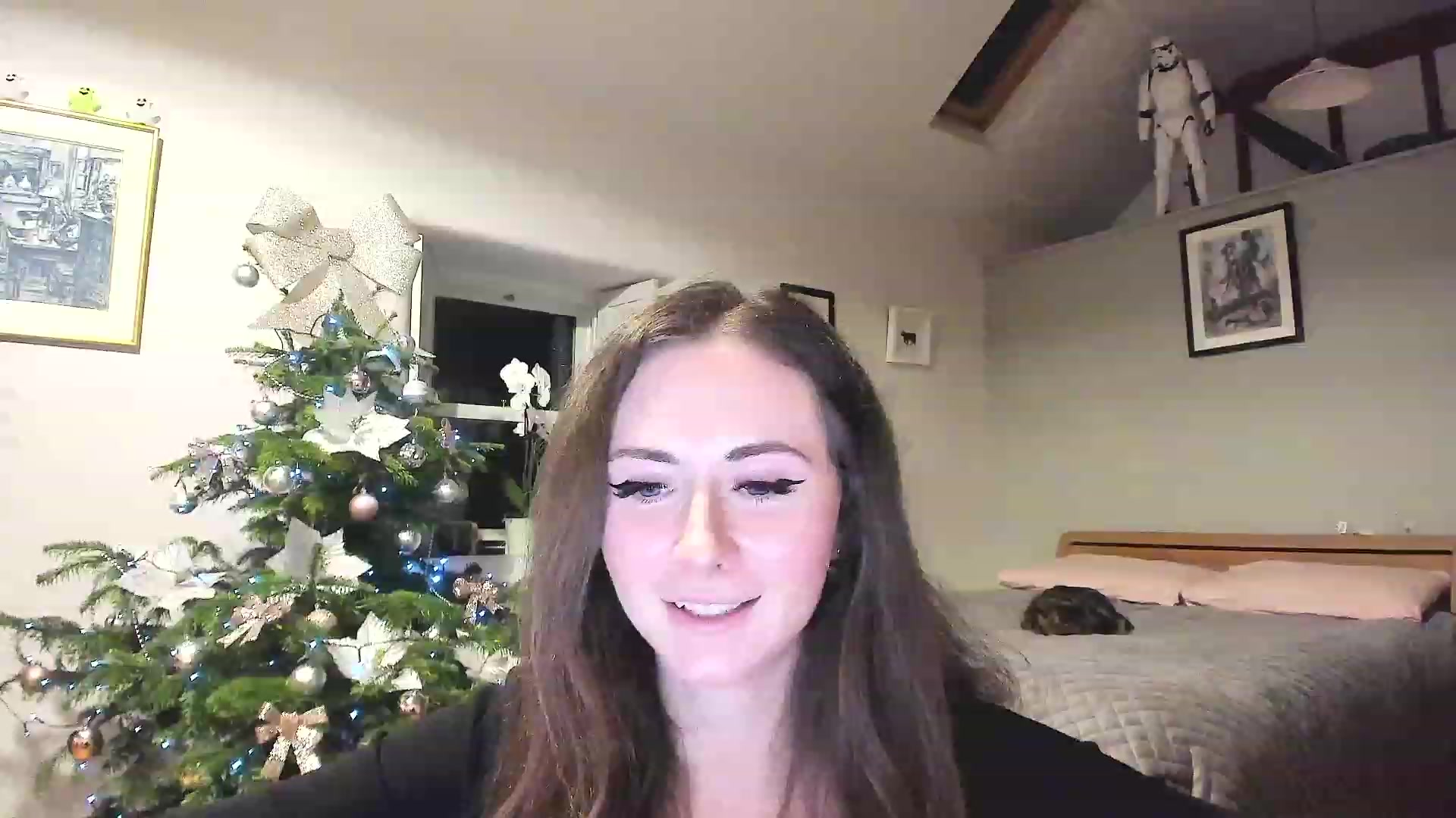 Gallery image thumbnail from Amber_Fry's myfreecams stream on, 12/19/2022, 20:33 image 14 of 20