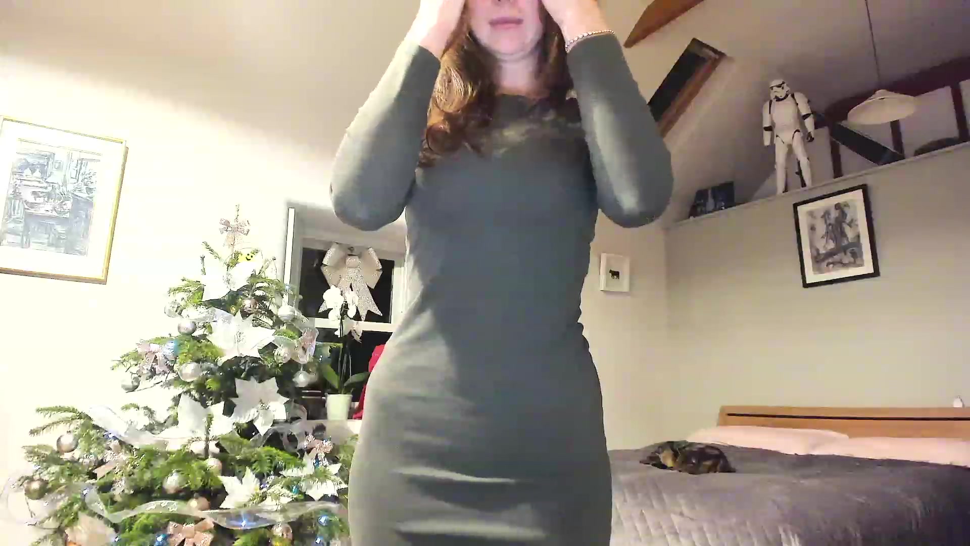 Gallery image thumbnail from Amber_Fry's myfreecams stream on, 12/24/2022, 24:02 image 8 of 20