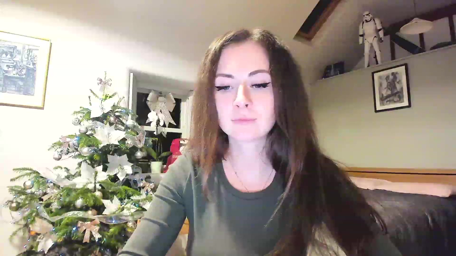 Gallery image thumbnail from Amber_Fry's myfreecams stream on, 12/24/2022, 01:05 image 20 of 20