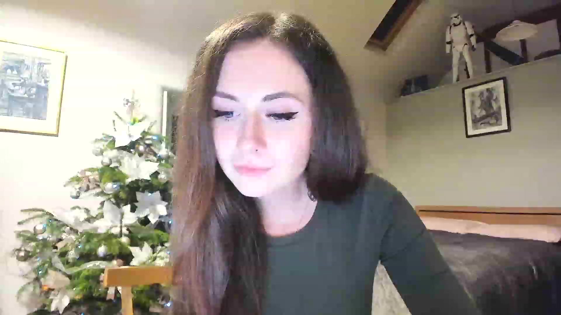 Gallery image thumbnail from Amber_Fry's myfreecams stream on, 12/24/2022, 01:05 image 4 of 20