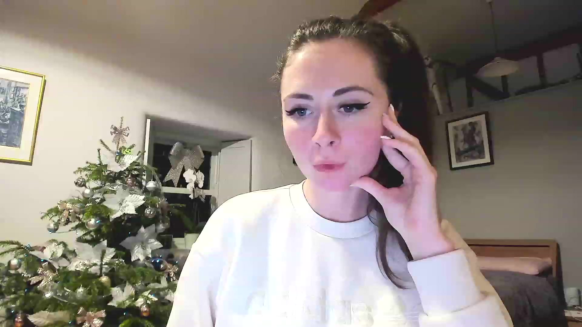 Gallery image thumbnail from Amber_Fry's myfreecams stream on, 12/26/2022, 22:42 image 20 of 20