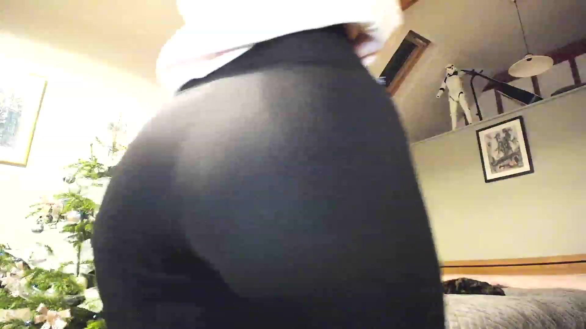 Gallery image thumbnail from Amber_Fry's myfreecams stream on, 12/26/2022, 22:42 image 7 of 20