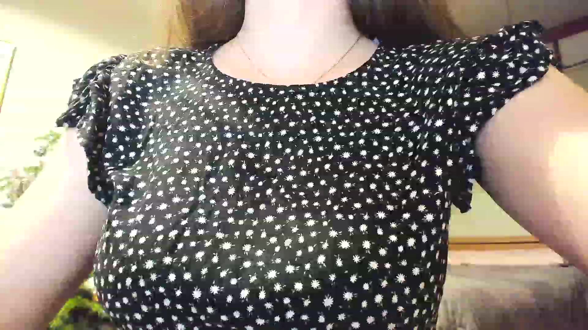 Gallery image thumbnail from Amber_Fry's myfreecams stream on, 12/27/2022, 21:30 image 16 of 20