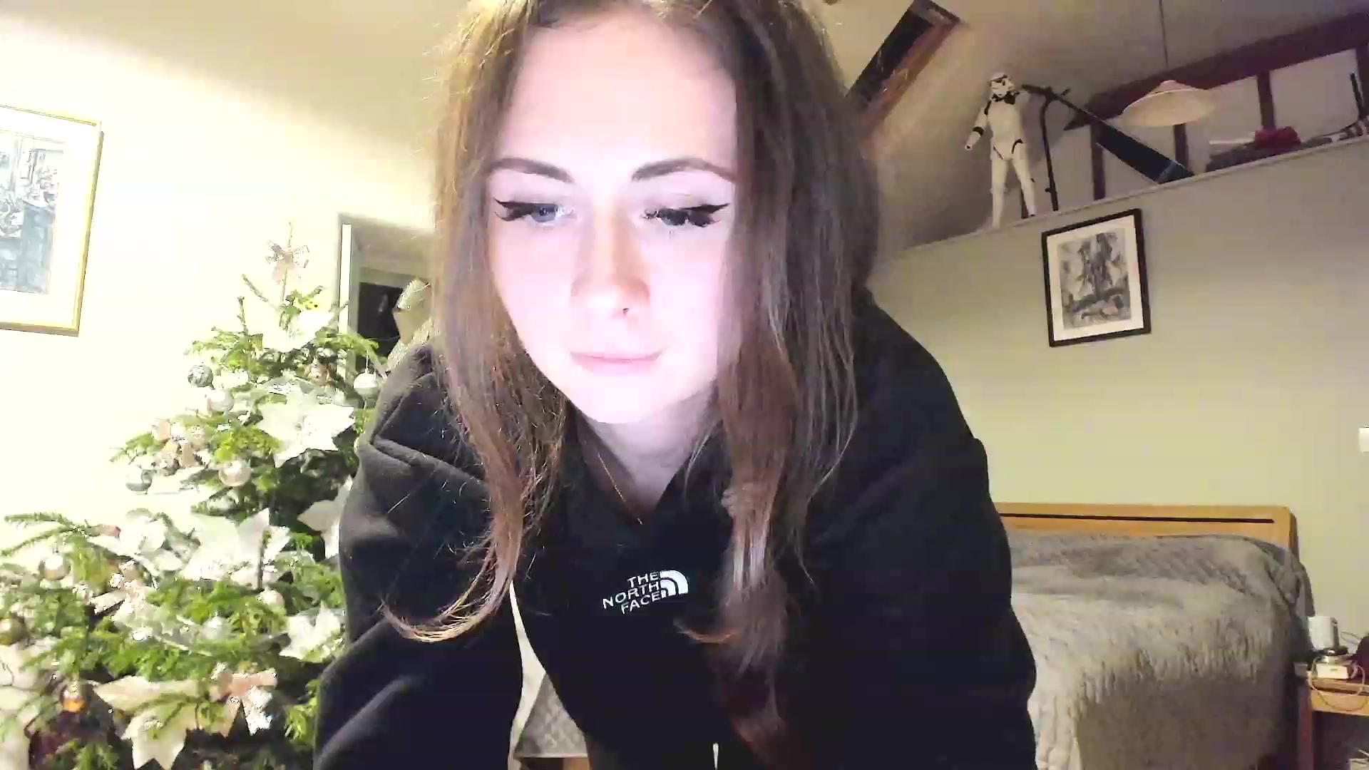 Gallery image thumbnail from Amber_Fry's myfreecams stream on, 12/28/2022, 21:31 image 7 of 20