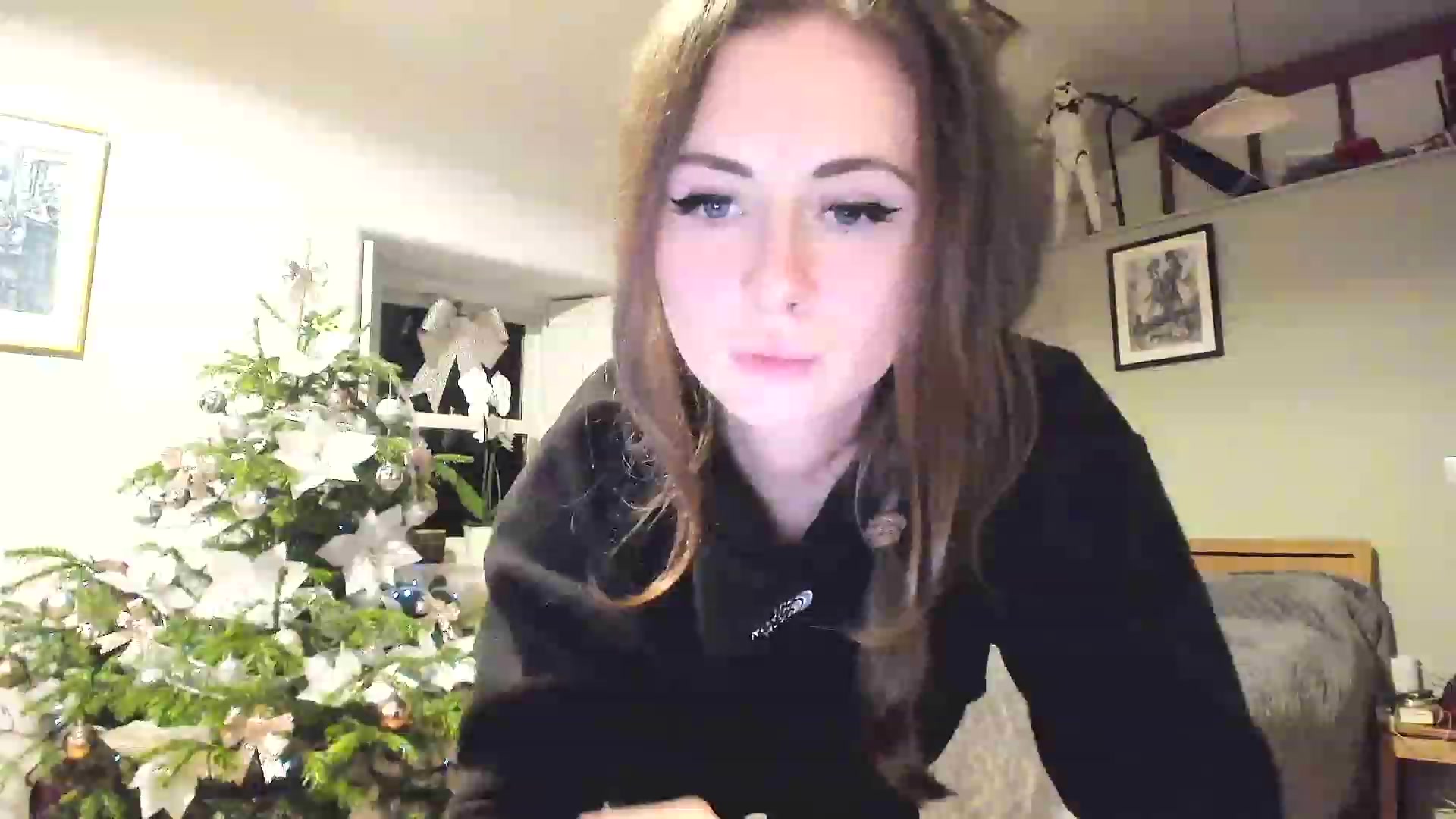Gallery image thumbnail from Amber_Fry's myfreecams stream on, 12/28/2022, 21:31 image 5 of 20