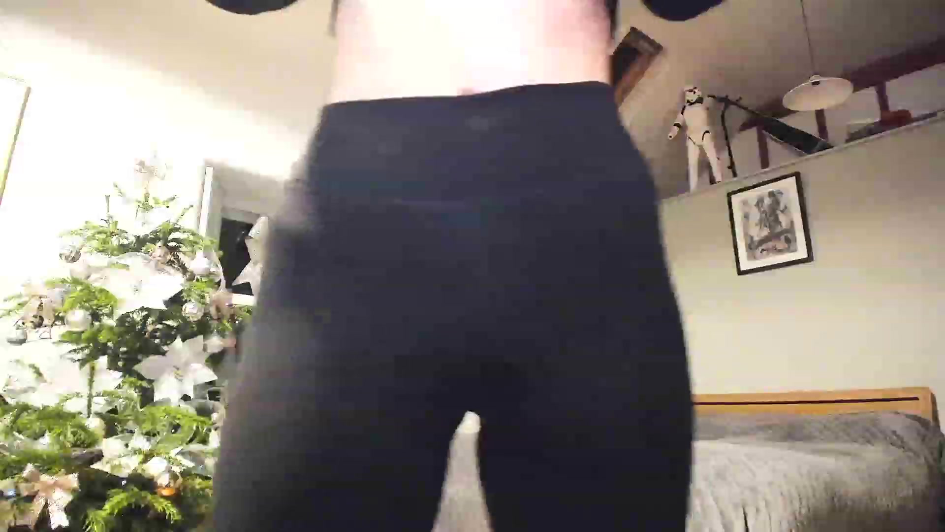 Gallery image thumbnail from Amber_Fry's myfreecams stream on, 12/28/2022, 21:31 image 18 of 20