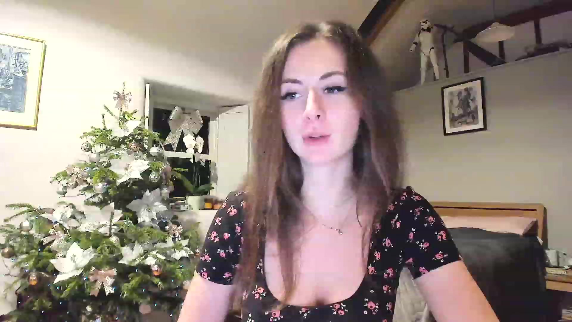 Gallery image thumbnail from Amber_Fry's myfreecams stream on, 12/31/2022, 24:03 image 4 of 20