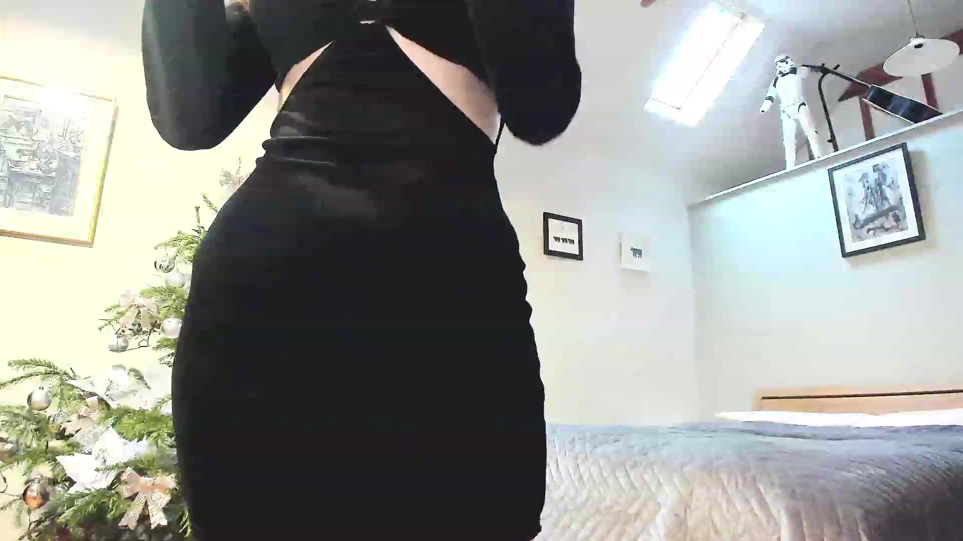 Gallery image thumbnail from Amber_Fry's myfreecams stream on, 12/31/2022, 15:16 image 7 of 20