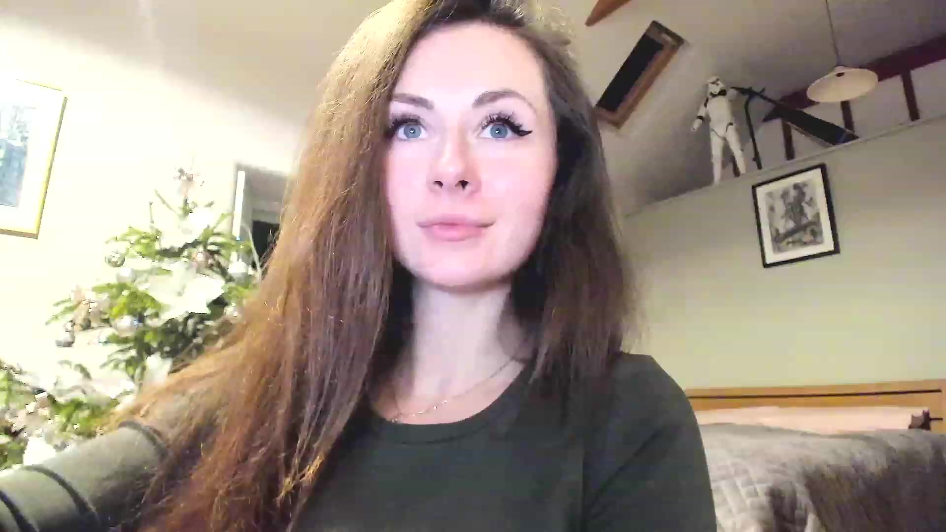 Gallery image thumbnail from Amber_Fry's myfreecams stream on, 01/01/2023, 22:56 image 2 of 20