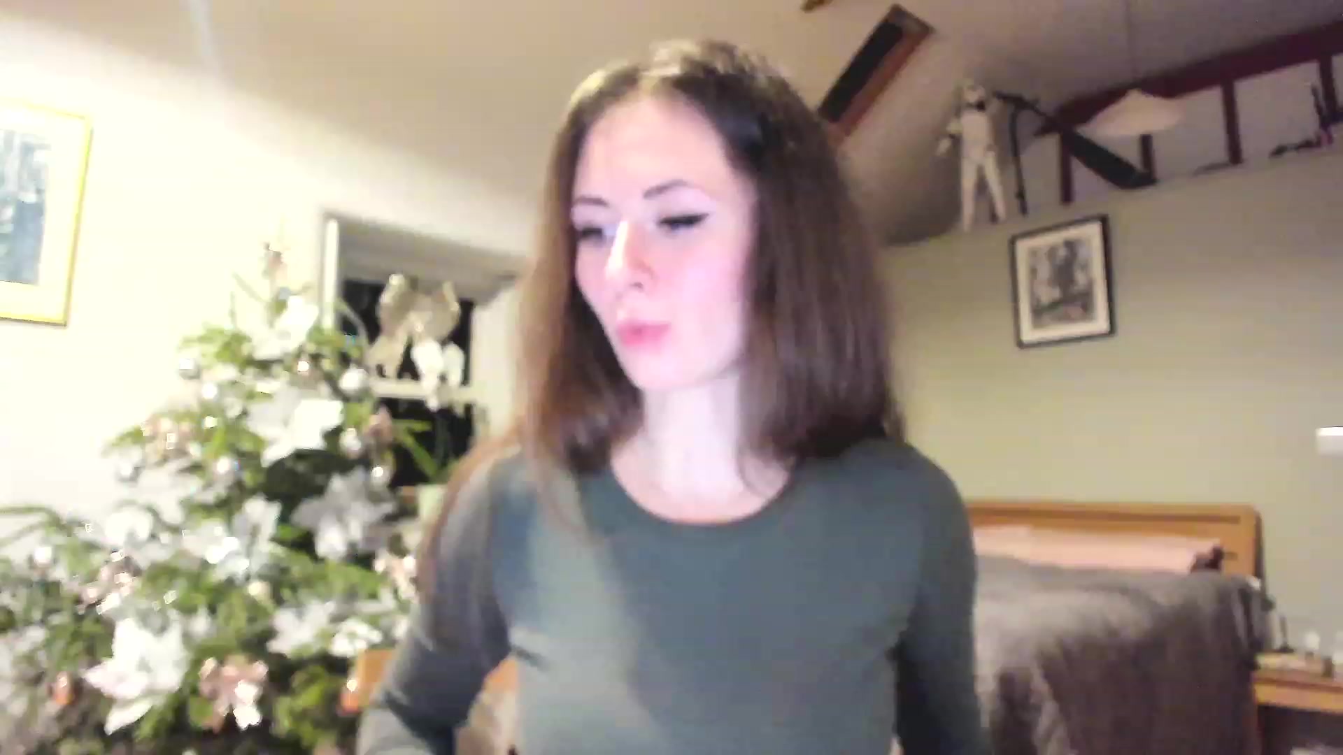 Gallery image thumbnail from Amber_Fry's myfreecams stream on, 01/01/2023, 23:53 image 14 of 20