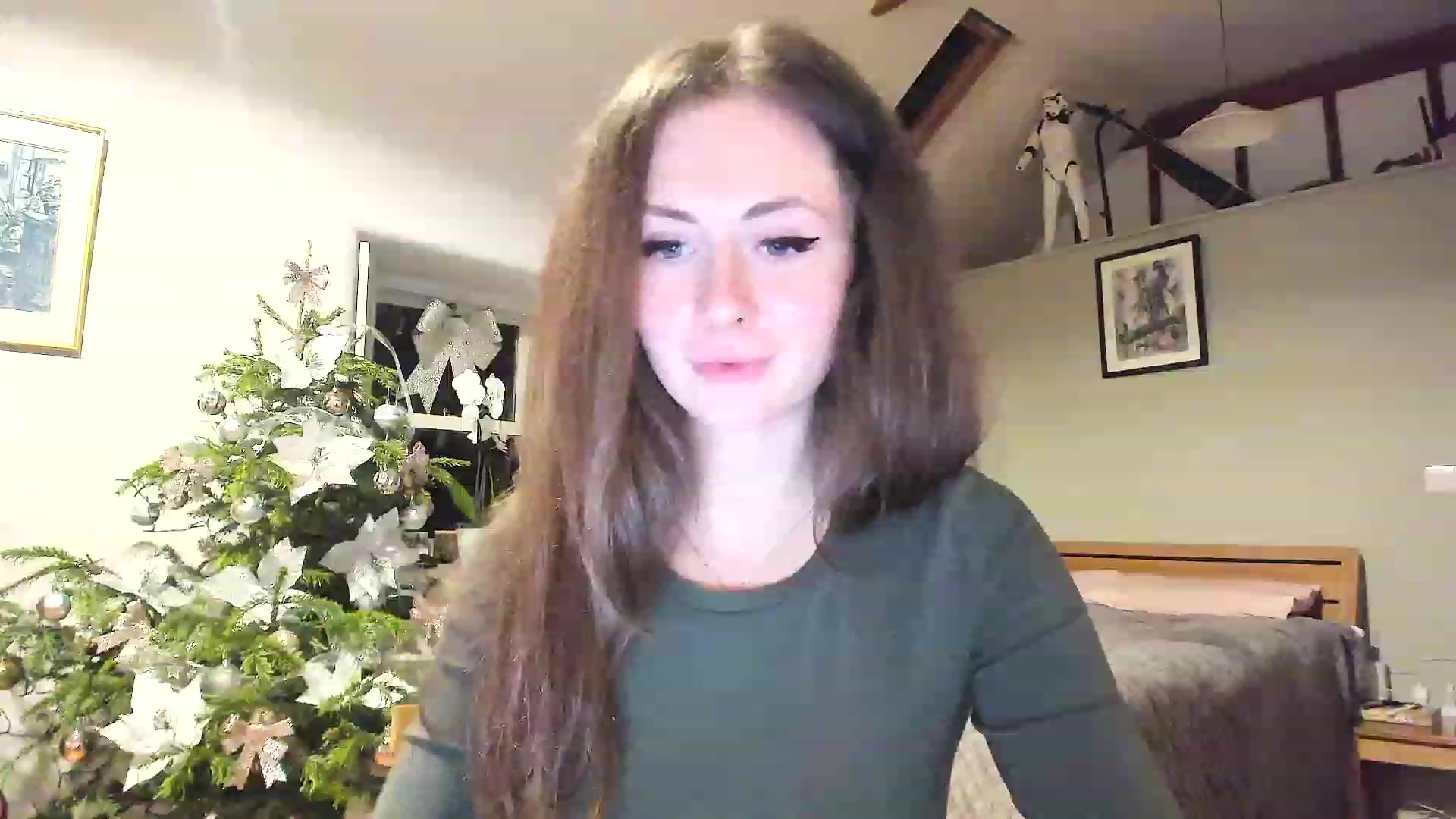Gallery image thumbnail from Amber_Fry's myfreecams stream on, 01/01/2023, 23:53 image 16 of 20