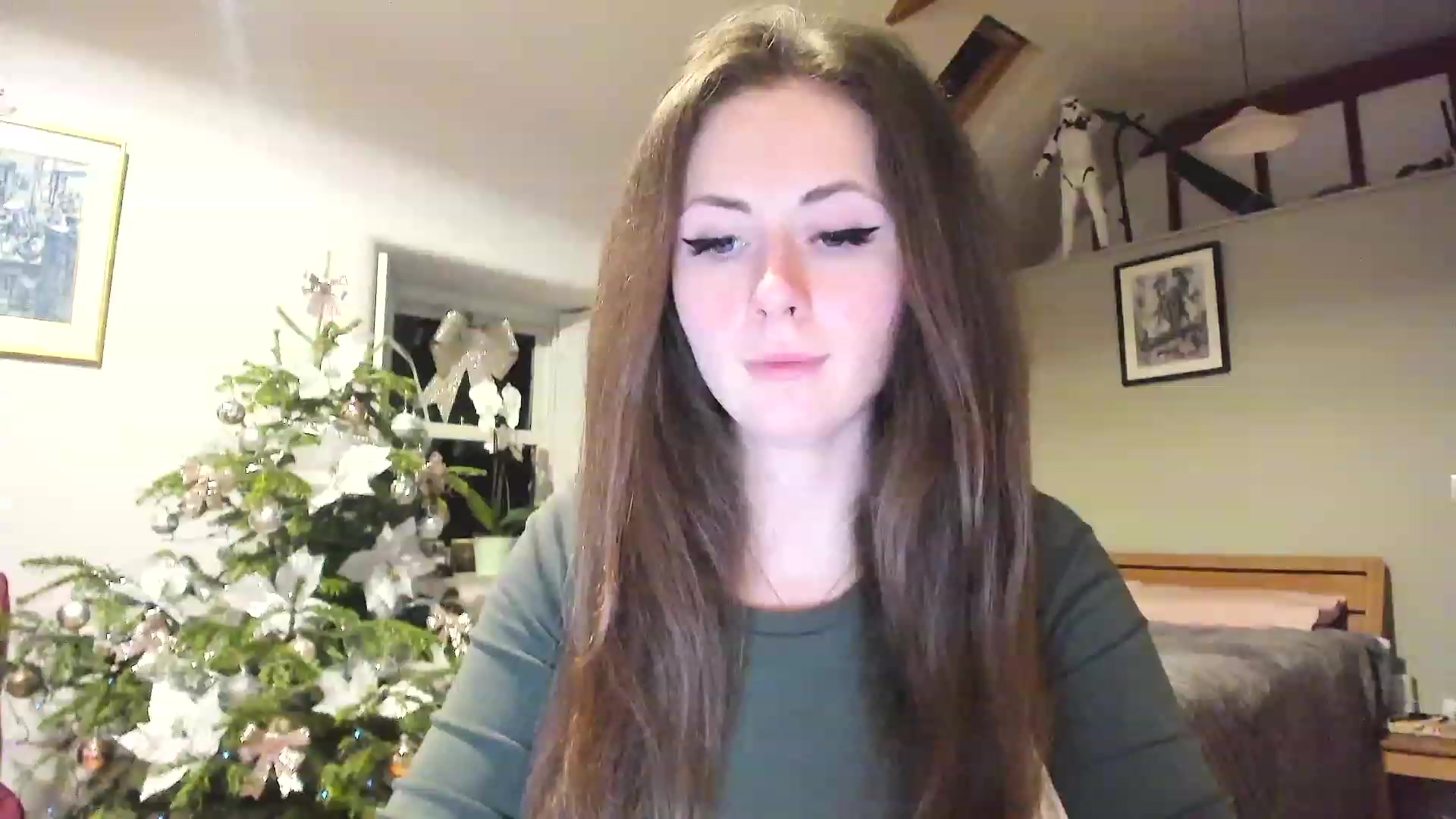 Gallery image thumbnail from Amber_Fry's myfreecams stream on, 01/02/2023, 24:51 image 12 of 20