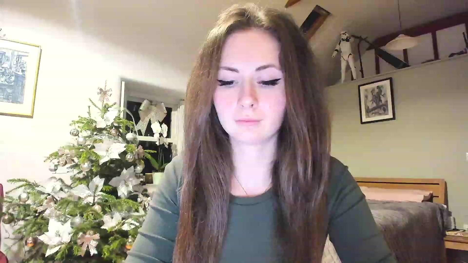 Gallery image thumbnail from Amber_Fry's myfreecams stream on, 01/02/2023, 24:51 image 14 of 20