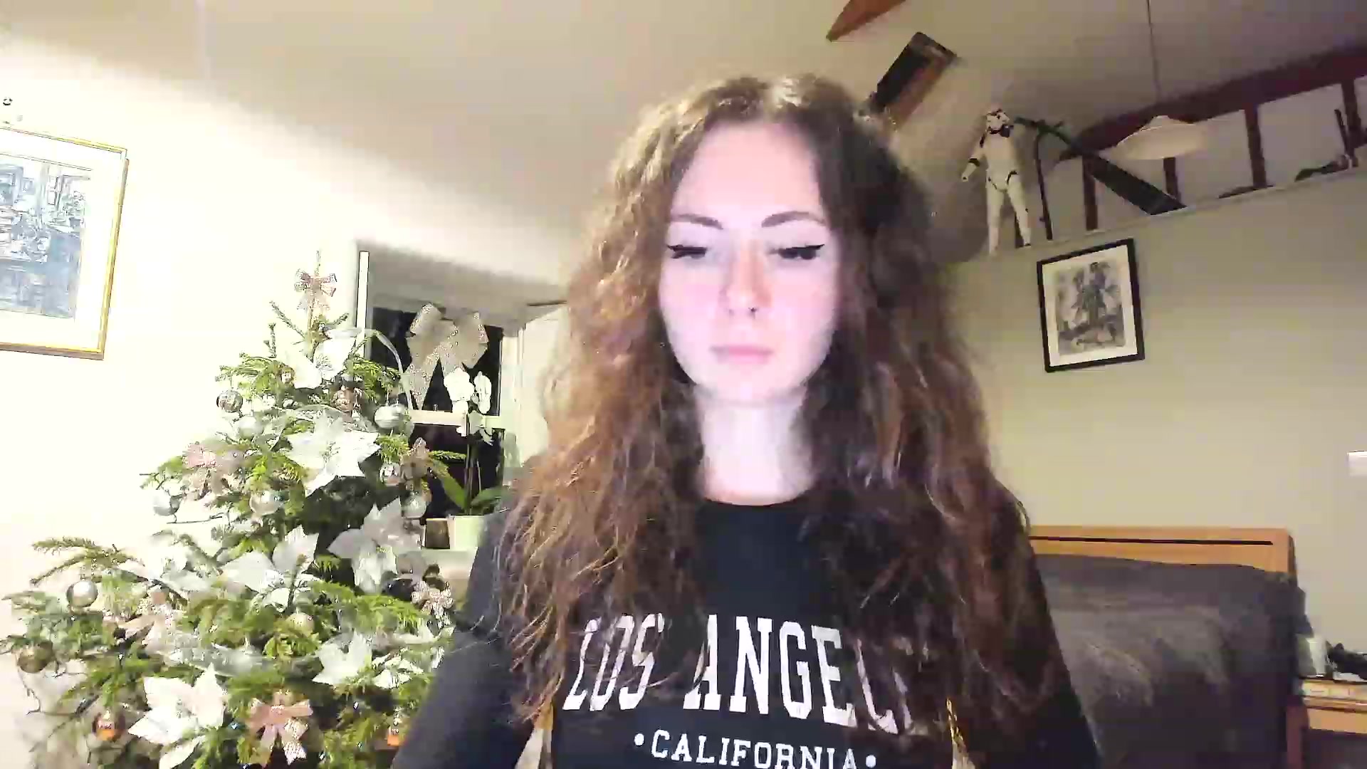 Gallery image thumbnail from Amber_Fry's myfreecams stream on, 01/03/2023, 18:44 image 18 of 20