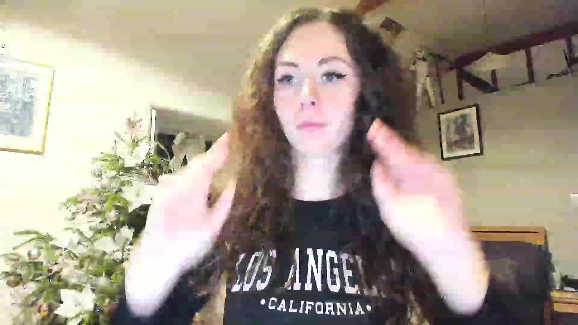 Gallery image thumbnail from Amber_Fry's myfreecams stream on, 01/03/2023, 18:44 image 4 of 20