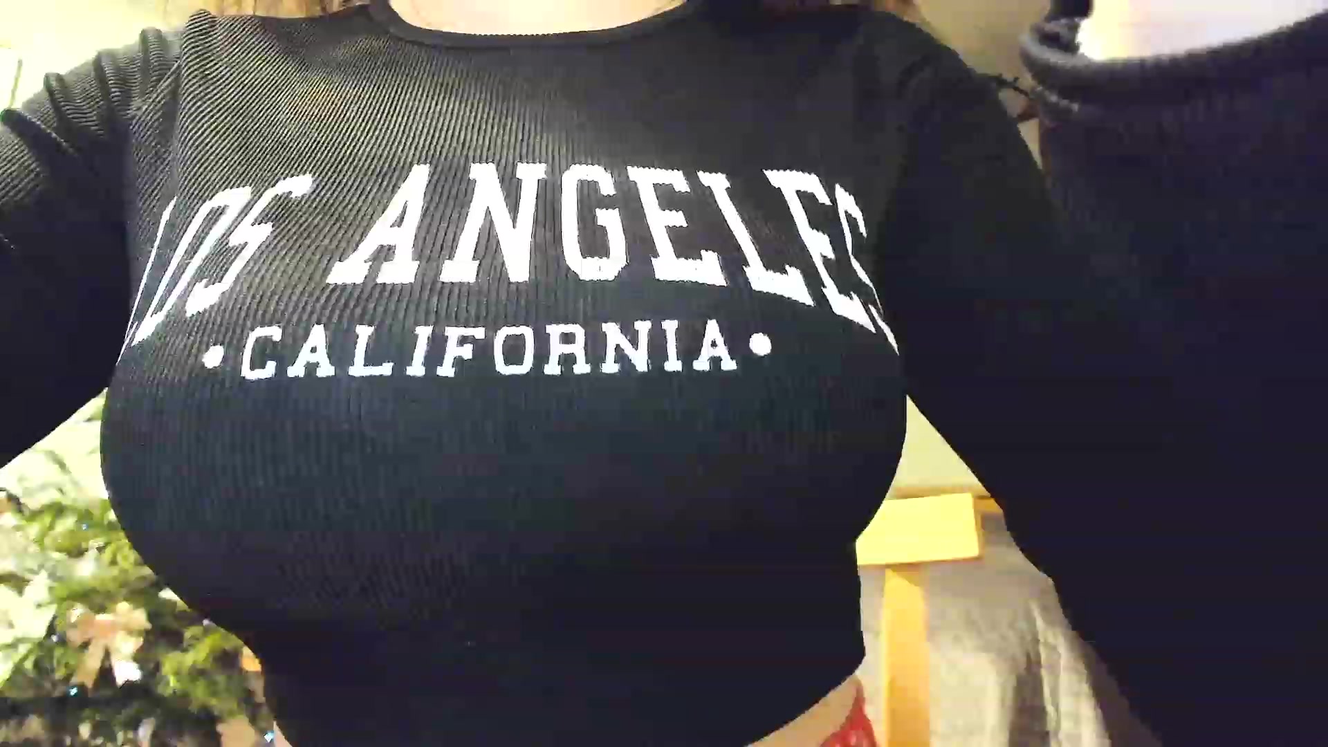 Gallery image thumbnail from Amber_Fry's myfreecams stream on, 01/03/2023, 18:44 image 19 of 20