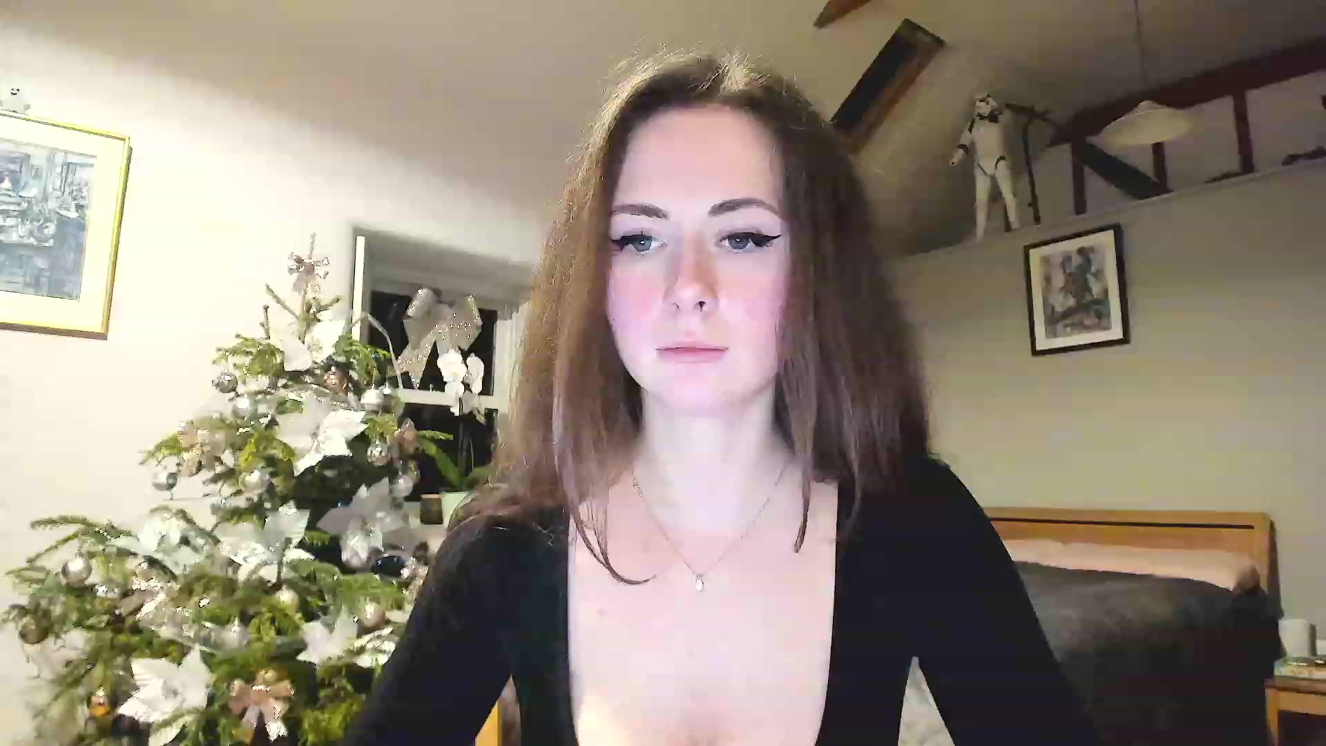 Gallery image thumbnail from Amber_Fry's myfreecams stream on, 01/05/2023, 22:25 image 4 of 20