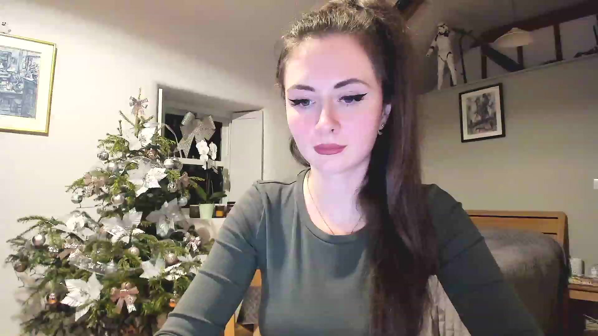 Gallery image thumbnail from Amber_Fry's myfreecams stream on, 01/06/2023, 22:31 image 8 of 20