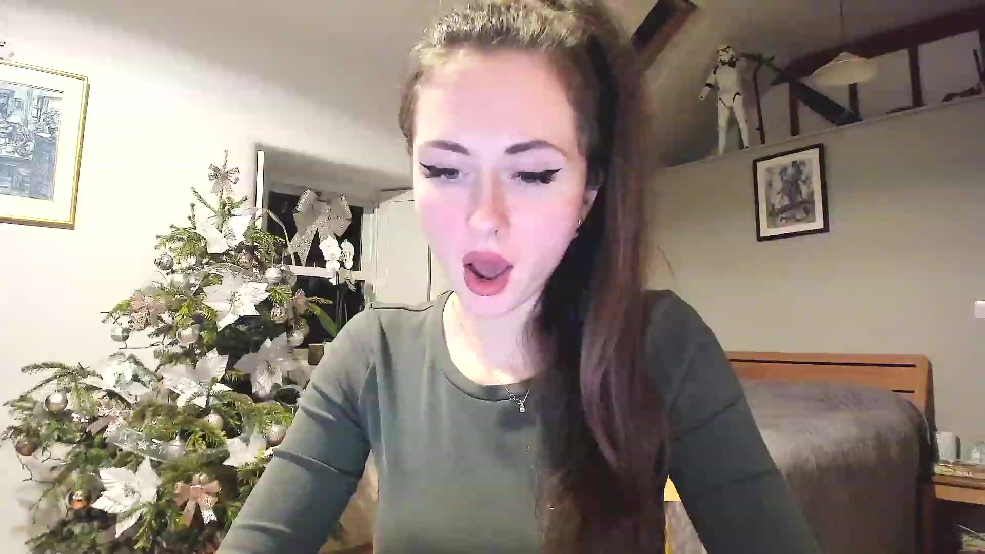 Gallery image thumbnail from Amber_Fry's myfreecams stream on, 01/06/2023, 22:31 image 11 of 20