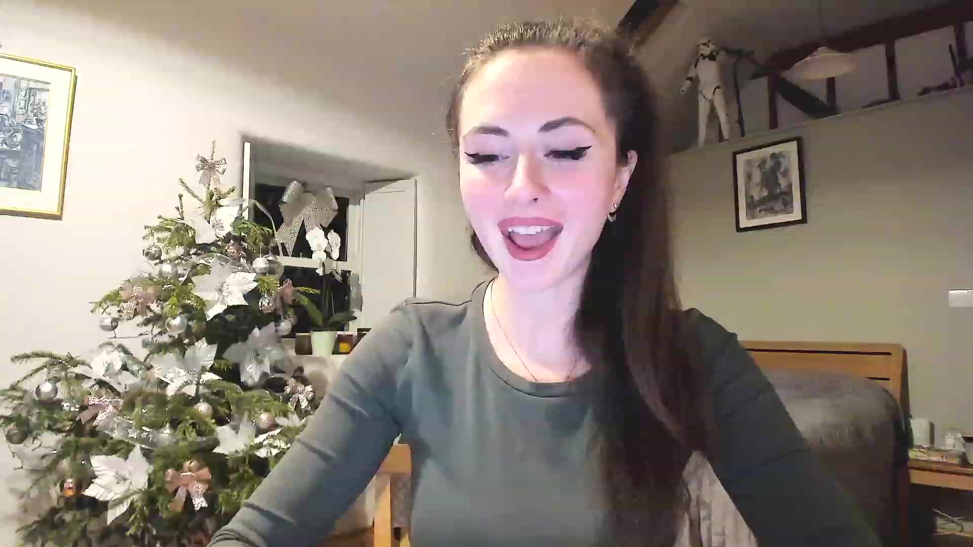 Gallery image thumbnail from Amber_Fry's myfreecams stream on, 01/06/2023, 22:31 image 3 of 20