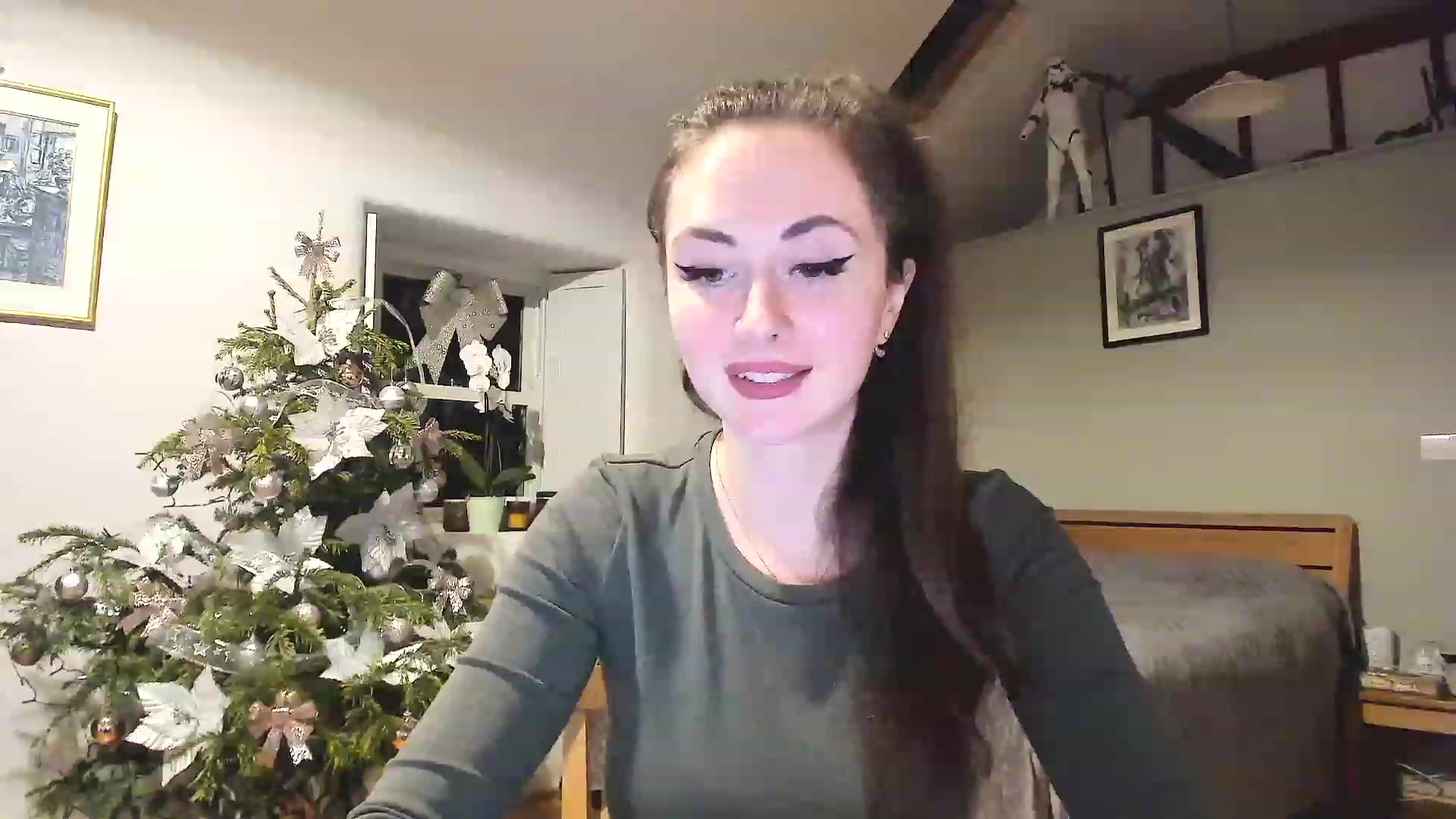 Gallery image thumbnail from Amber_Fry's myfreecams stream on, 01/06/2023, 22:31 image 5 of 20