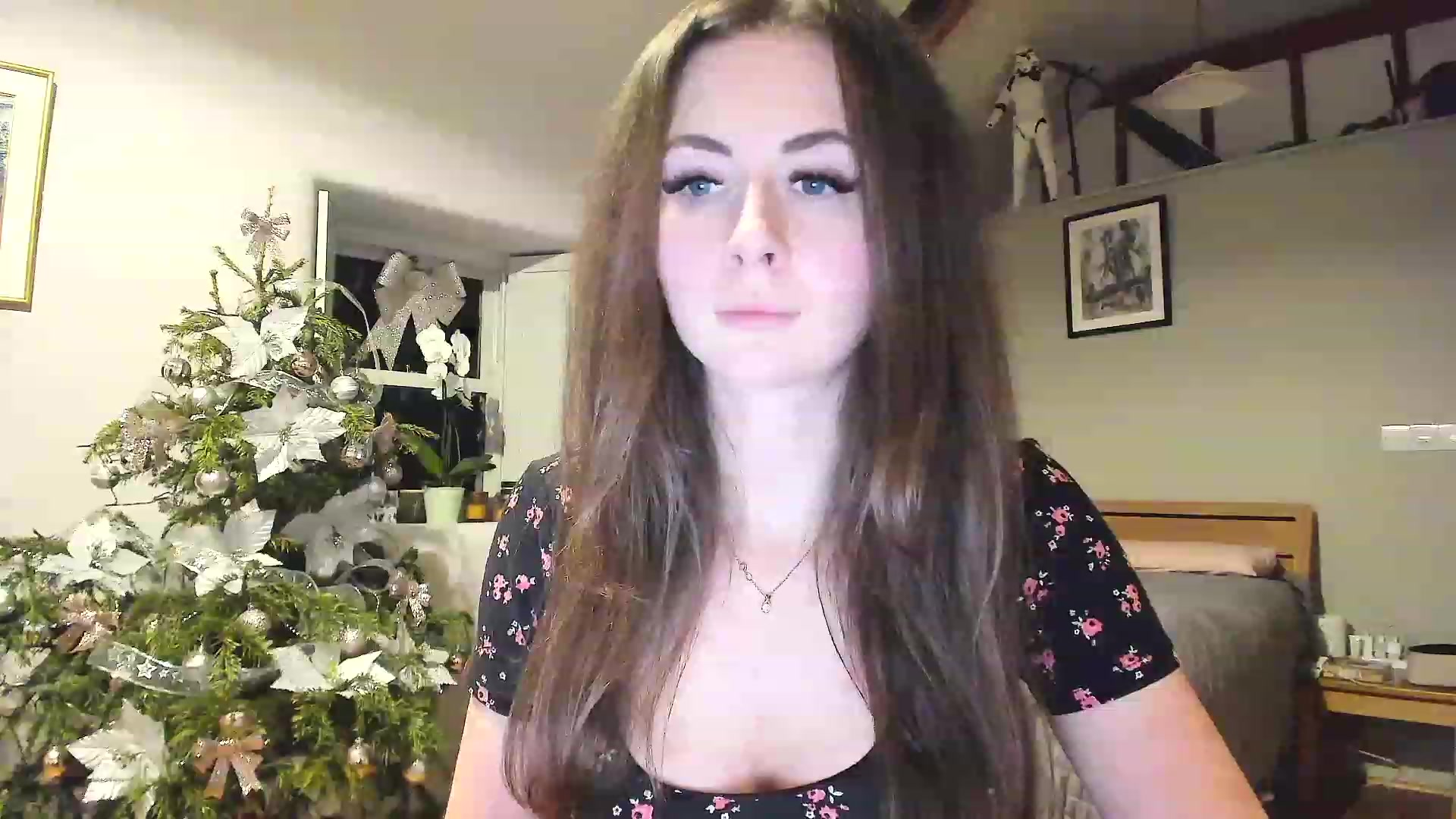 Gallery image thumbnail from Amber_Fry's myfreecams stream on, 01/10/2023, 22:53 image 7 of 20
