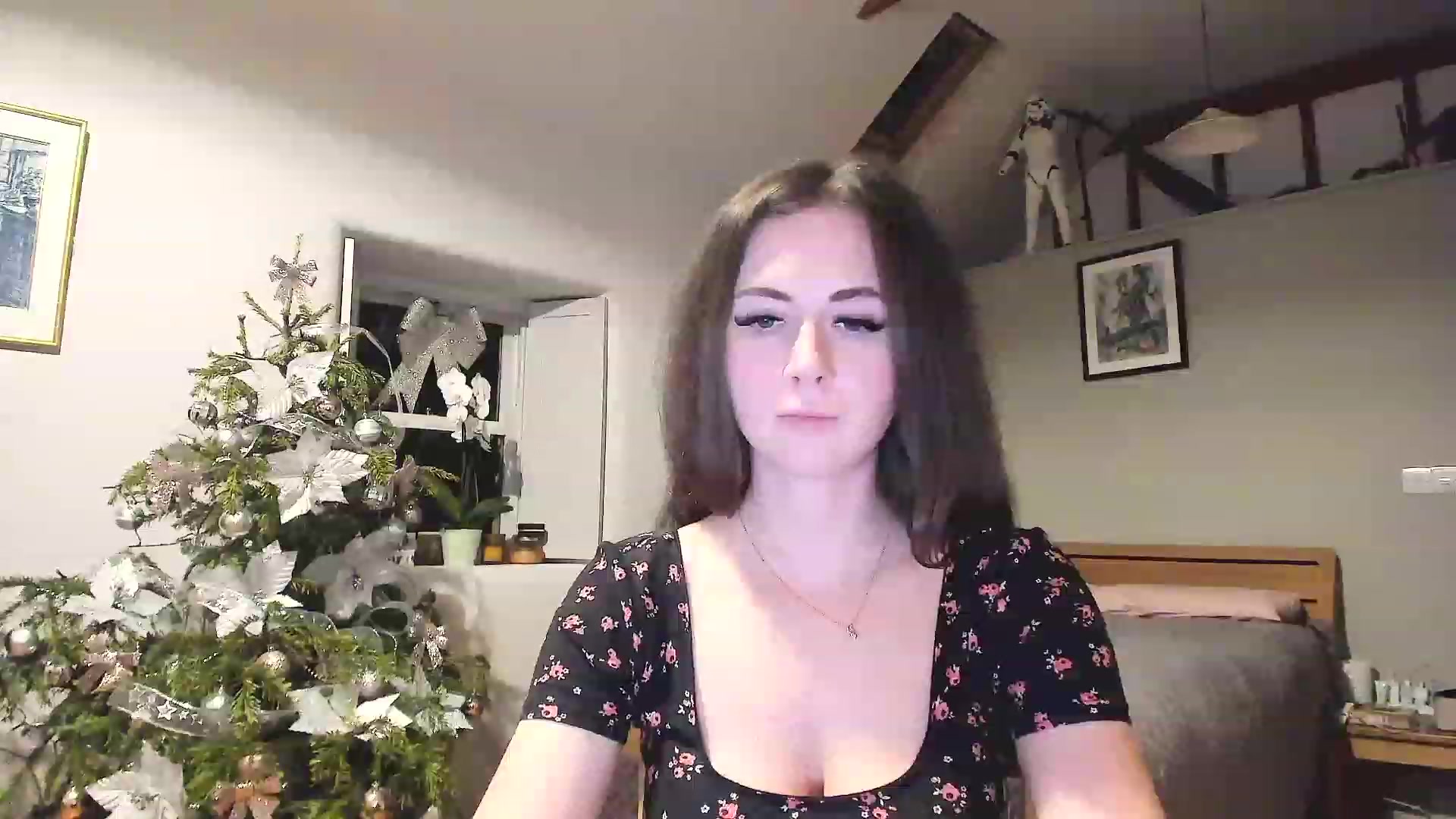 Gallery image thumbnail from Amber_Fry's myfreecams stream on, 01/10/2023, 23:39 image 7 of 20