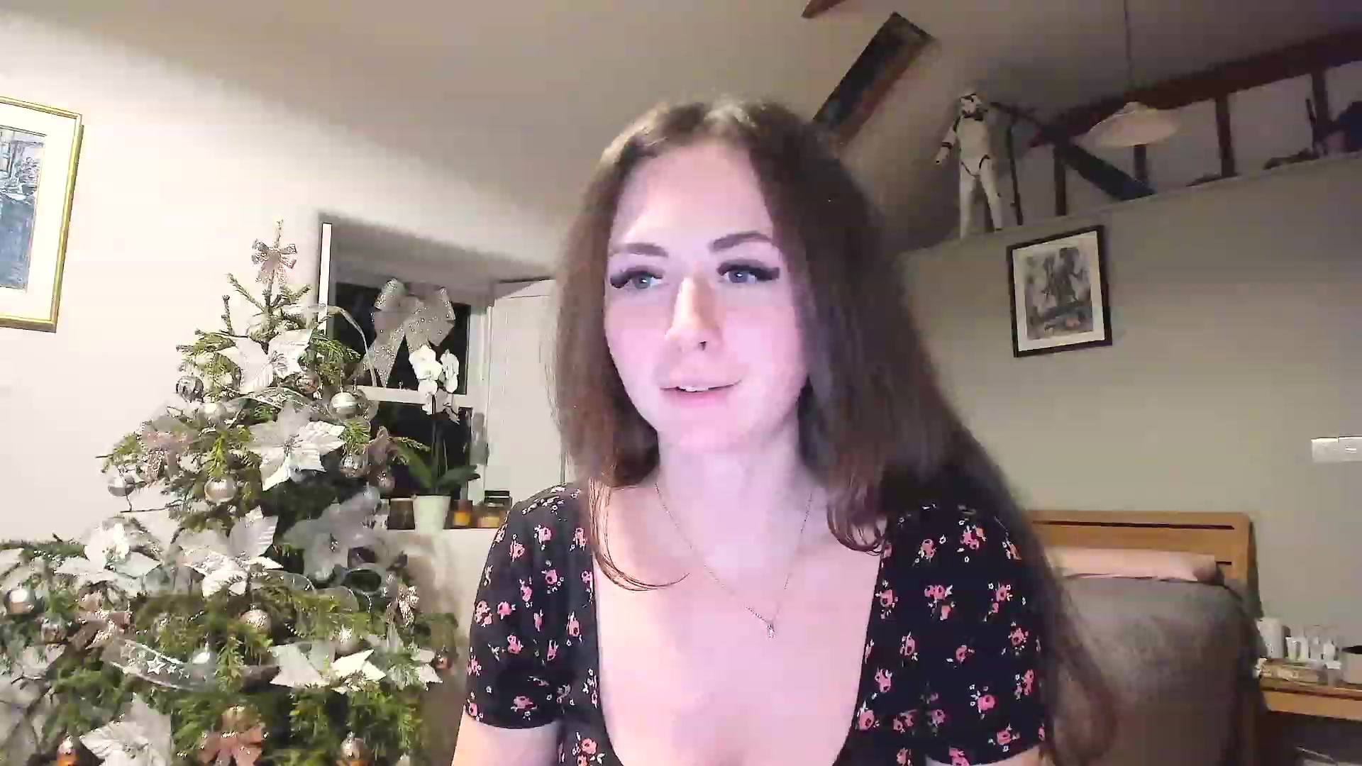 Gallery image thumbnail from Amber_Fry's myfreecams stream on, 01/10/2023, 23:39 image 8 of 20
