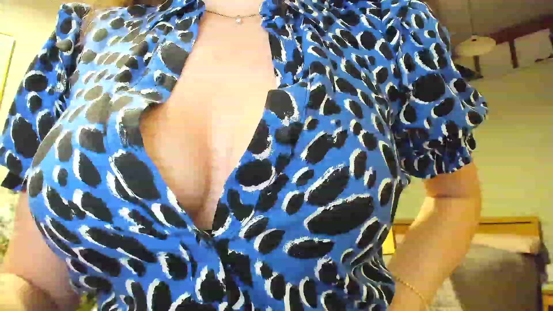 Gallery image thumbnail from Amber_Fry's myfreecams stream on, 01/12/2023, 22:37 image 15 of 20