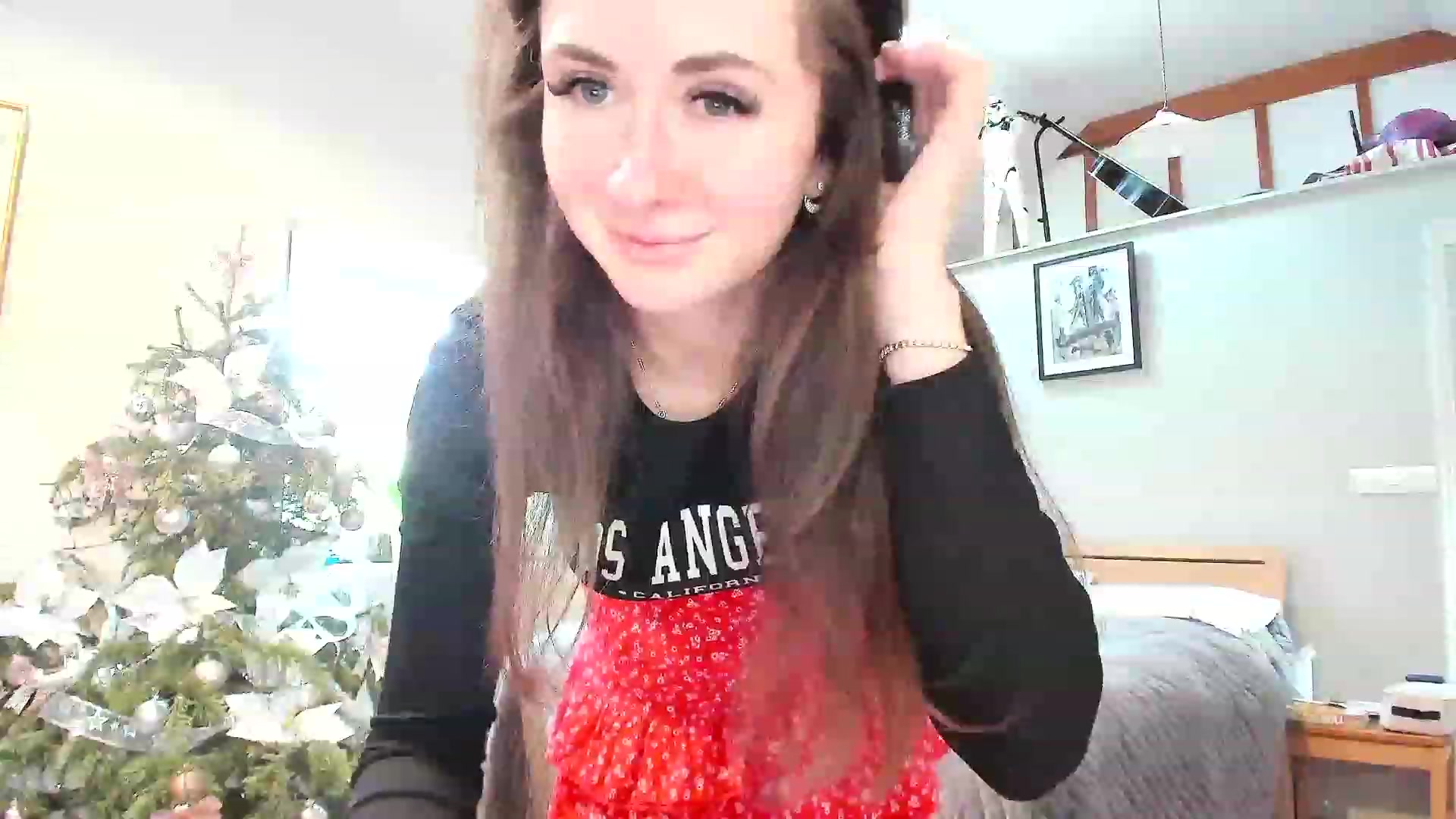 Gallery image thumbnail from Amber_Fry's myfreecams stream on, 01/15/2023, 12:36 image 19 of 20