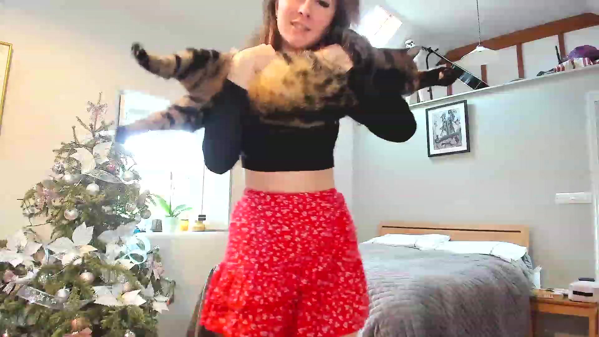 Gallery image thumbnail from Amber_Fry's myfreecams stream on, 01/15/2023, 12:36 image 17 of 20
