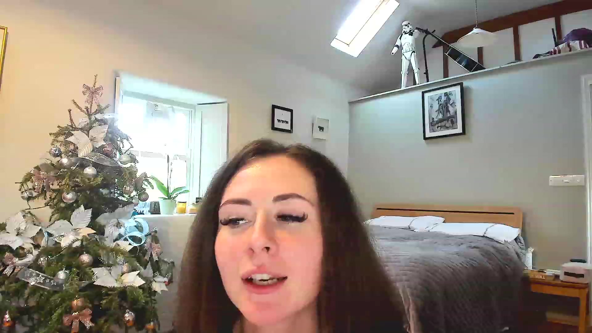 Gallery image thumbnail from Amber_Fry's myfreecams stream on, 01/15/2023, 12:36 image 6 of 20