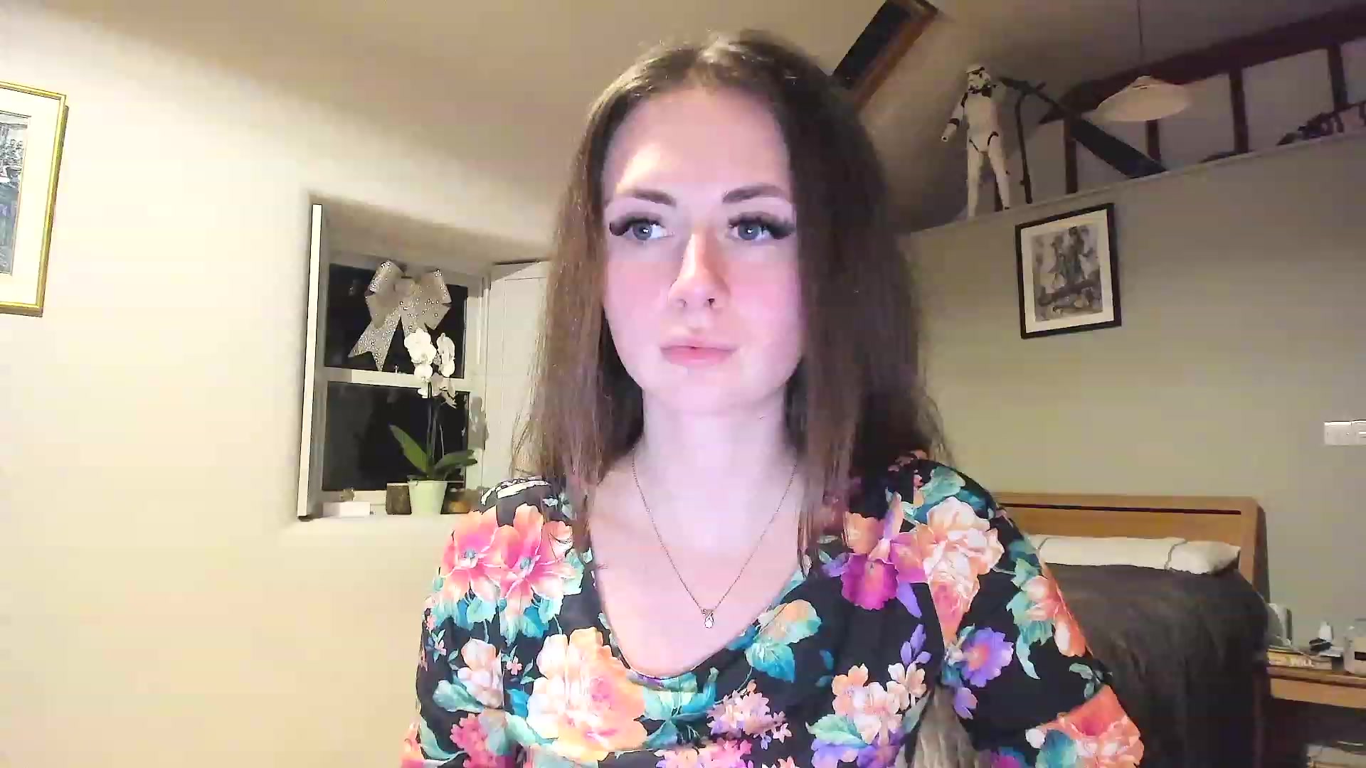 Gallery image thumbnail from Amber_Fry's myfreecams stream on, 01/17/2023, 22:37 image 10 of 20