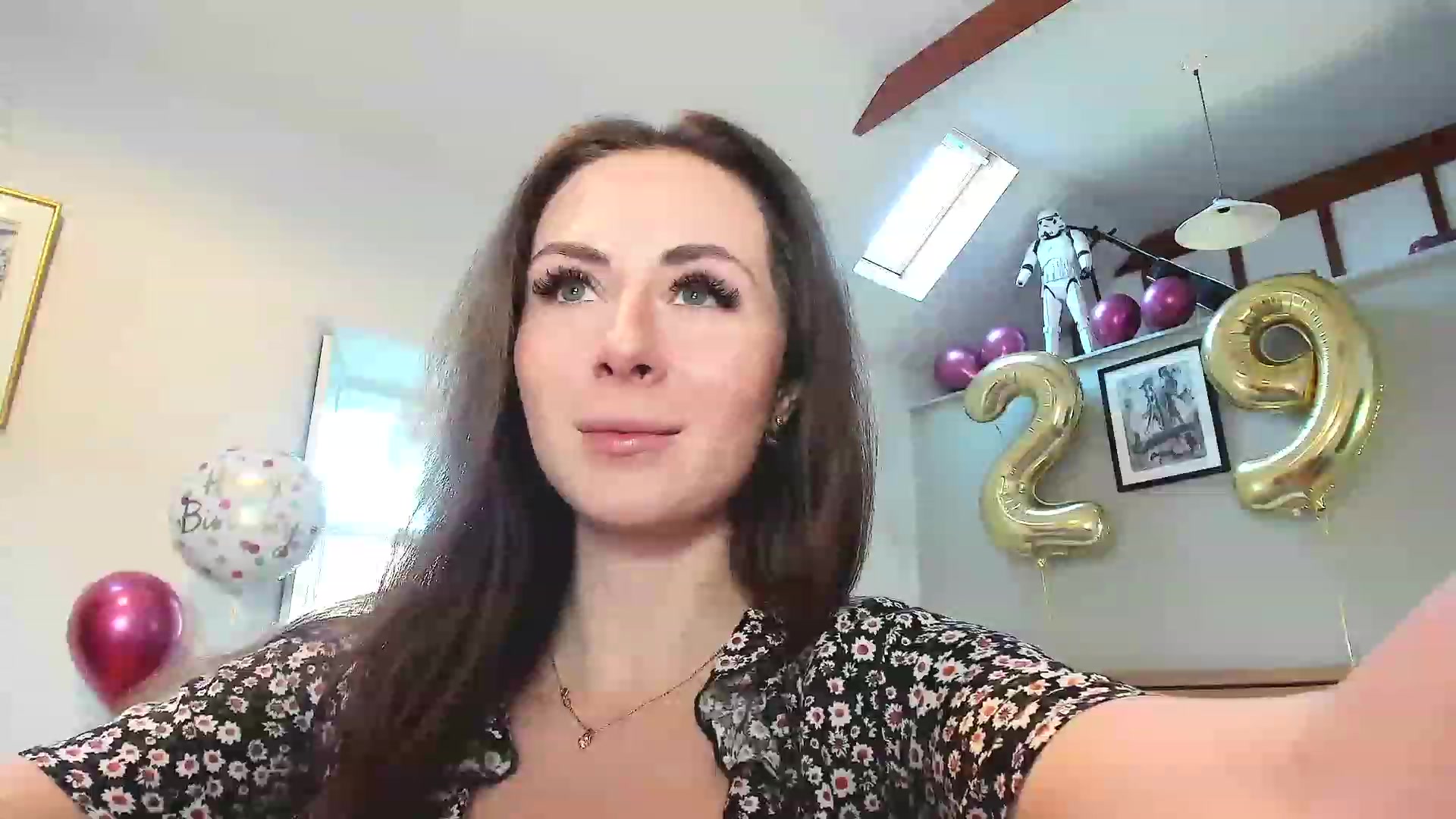 Gallery image thumbnail from Amber_Fry's myfreecams stream on, 01/19/2023, 14:19 image 5 of 20