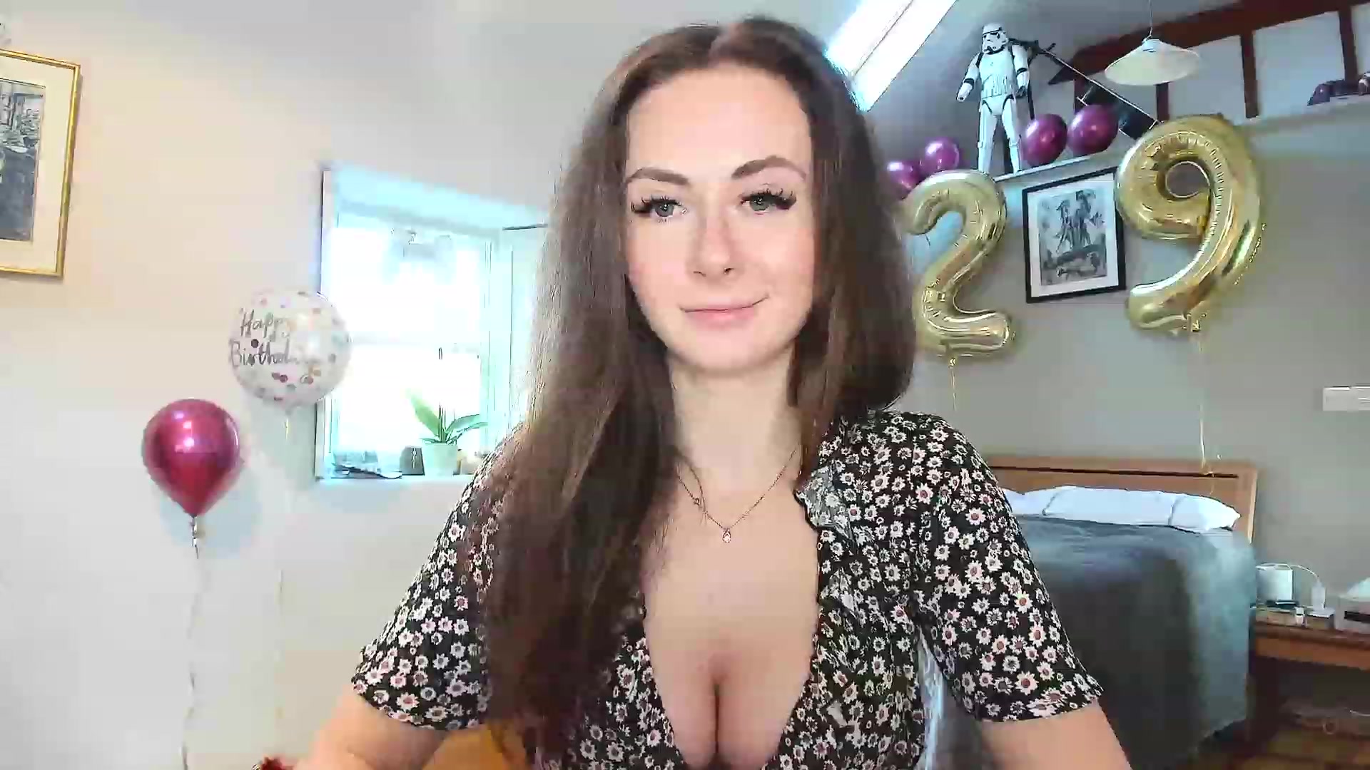Gallery image thumbnail from Amber_Fry's myfreecams stream on, 01/19/2023, 14:19 image 10 of 20