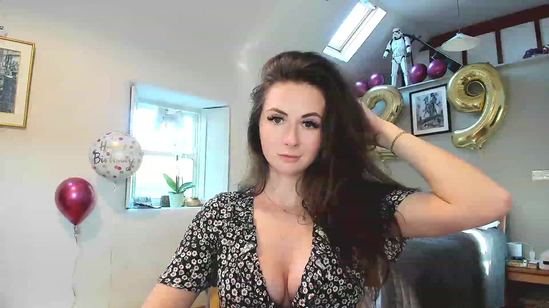Gallery image thumbnail from Amber_Fry's myfreecams stream on, 01/19/2023, 14:19 image 16 of 20
