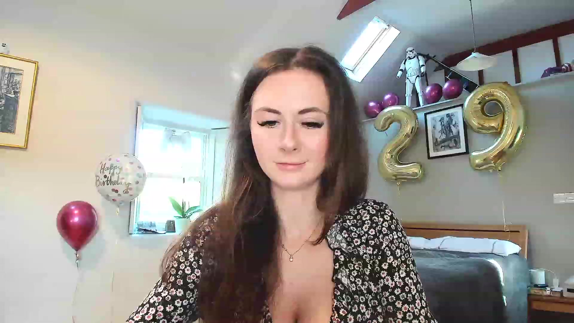 Gallery image thumbnail from Amber_Fry's myfreecams stream on, 01/19/2023, 14:19 image 14 of 20