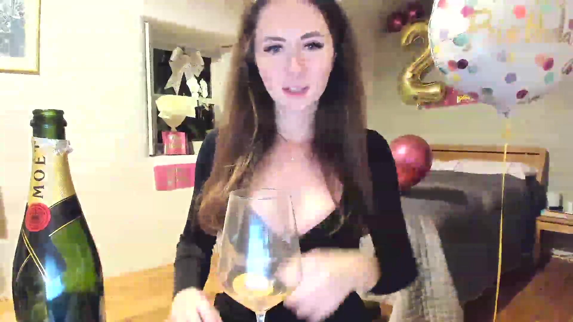 Gallery image thumbnail from Amber_Fry's myfreecams stream on, 01/19/2023, 23:30 image 20 of 20