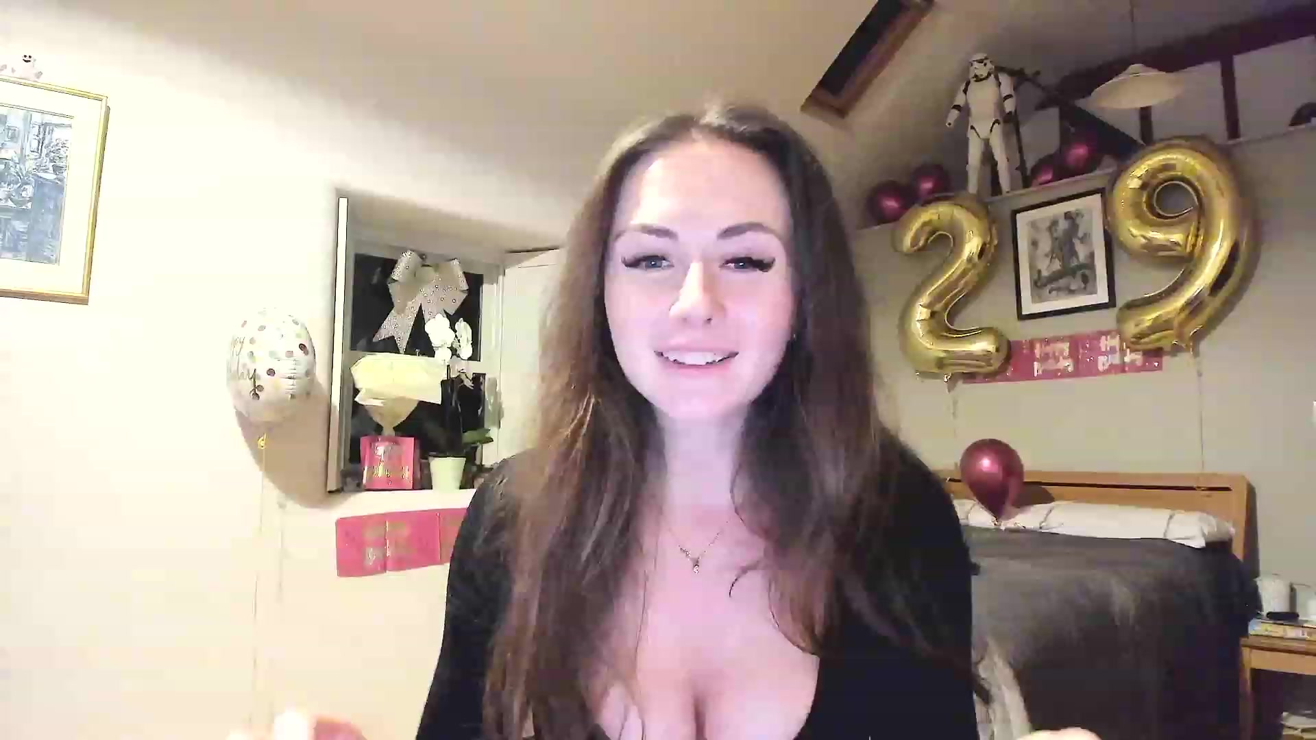 Gallery image thumbnail from Amber_Fry's myfreecams stream on, 01/19/2023, 23:30 image 3 of 20