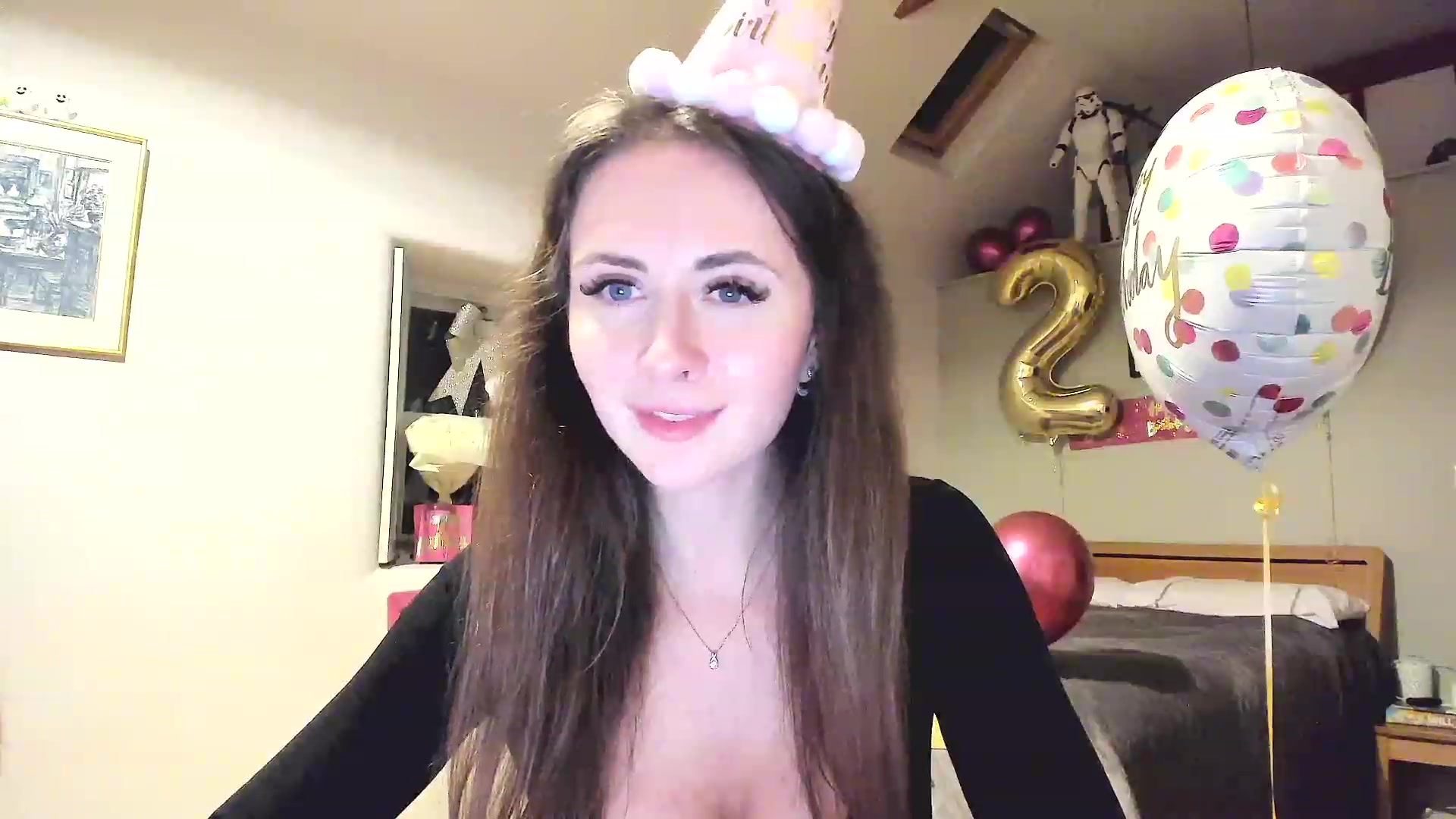 Gallery image thumbnail from Amber_Fry's myfreecams stream on, 01/19/2023, 23:30 image 18 of 20