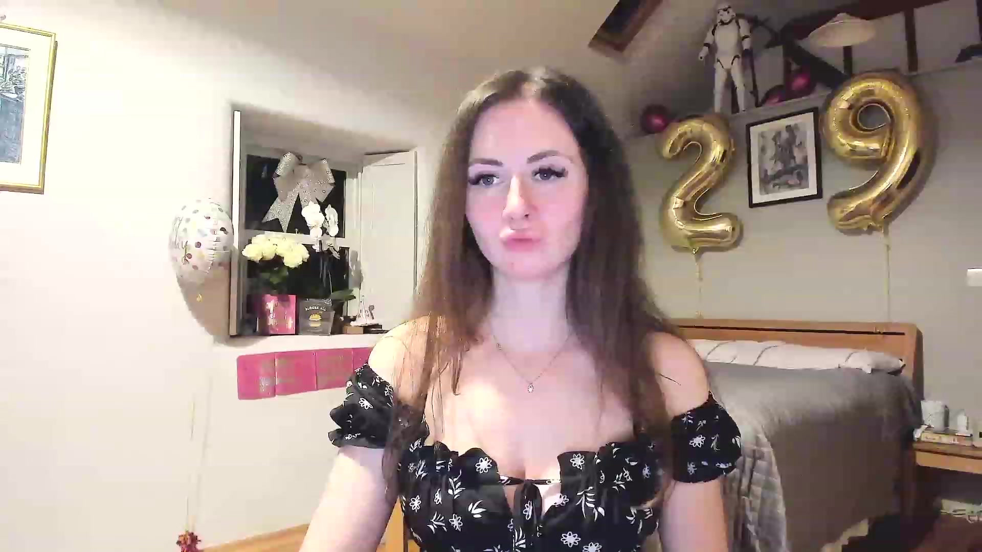 Gallery image thumbnail from Amber_Fry's myfreecams stream on, 01/20/2023, 23:18 image 16 of 20