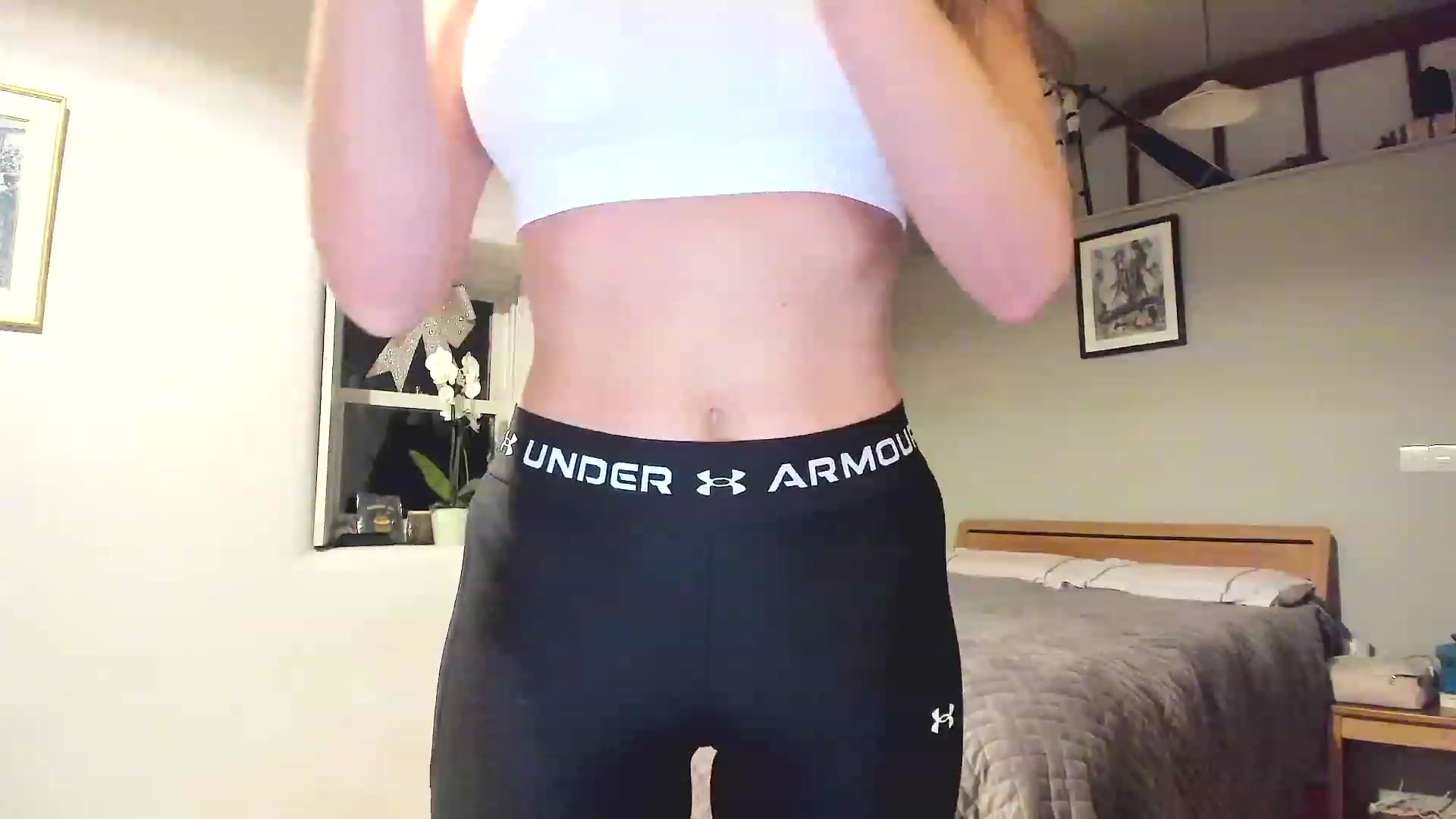 Gallery image thumbnail from Amber_Fry's myfreecams stream on, 02/07/2023, 22:56 image 14 of 20