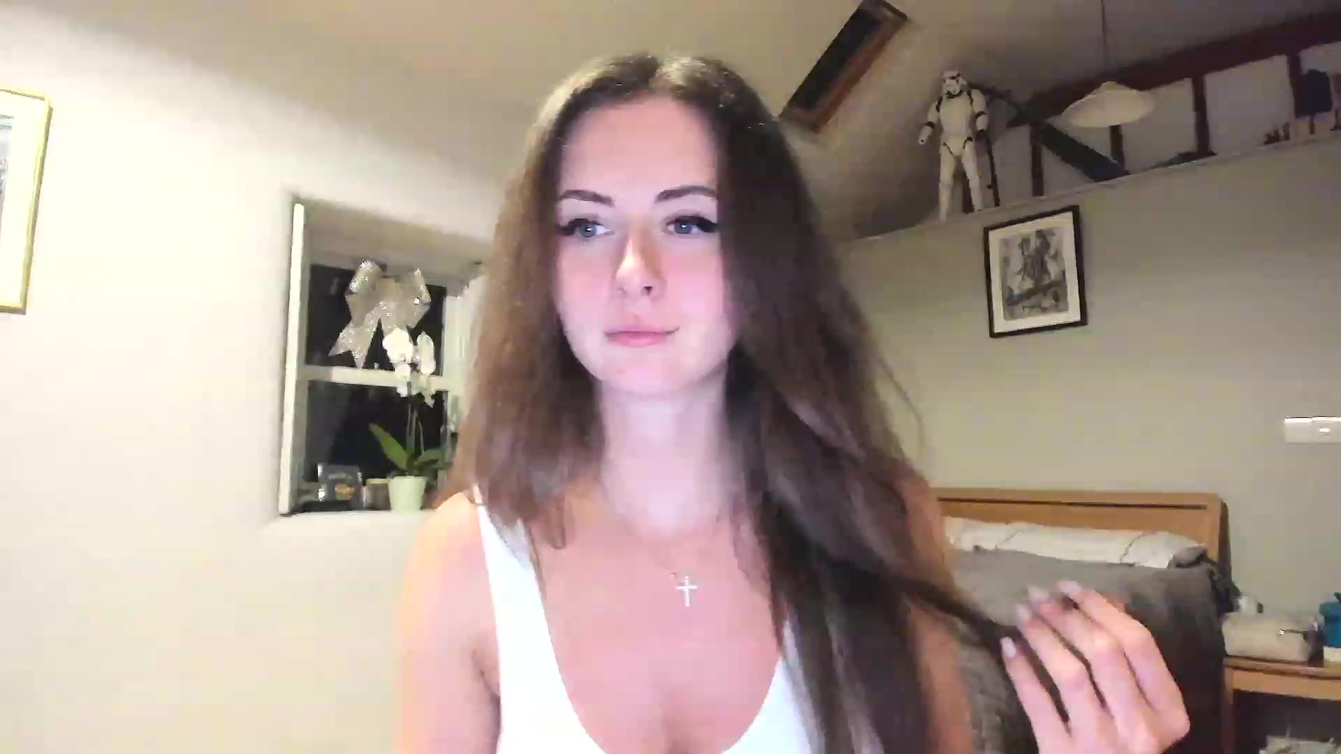 Gallery image thumbnail from Amber_Fry's myfreecams stream on, 02/07/2023, 22:56 image 10 of 20