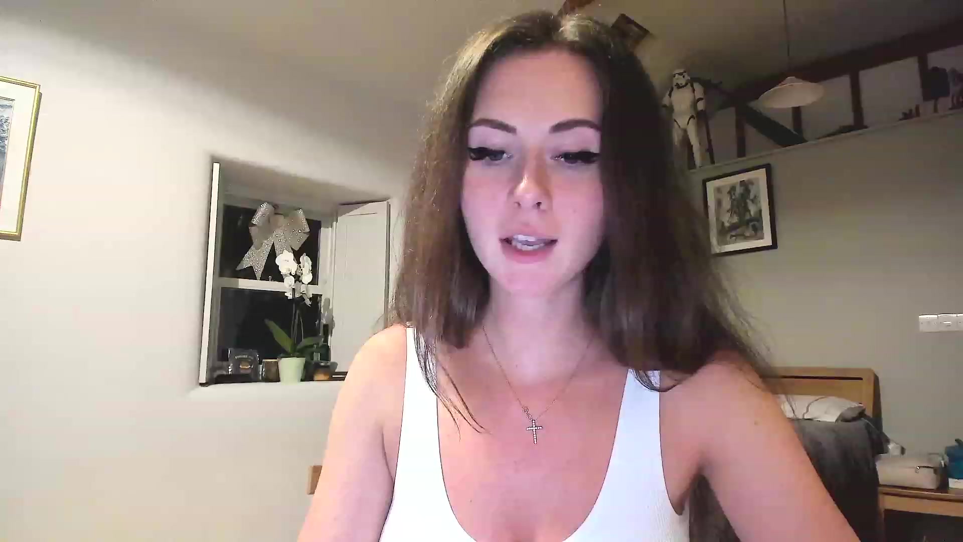 Gallery image thumbnail from Amber_Fry's myfreecams stream on, 02/07/2023, 22:56 image 8 of 20