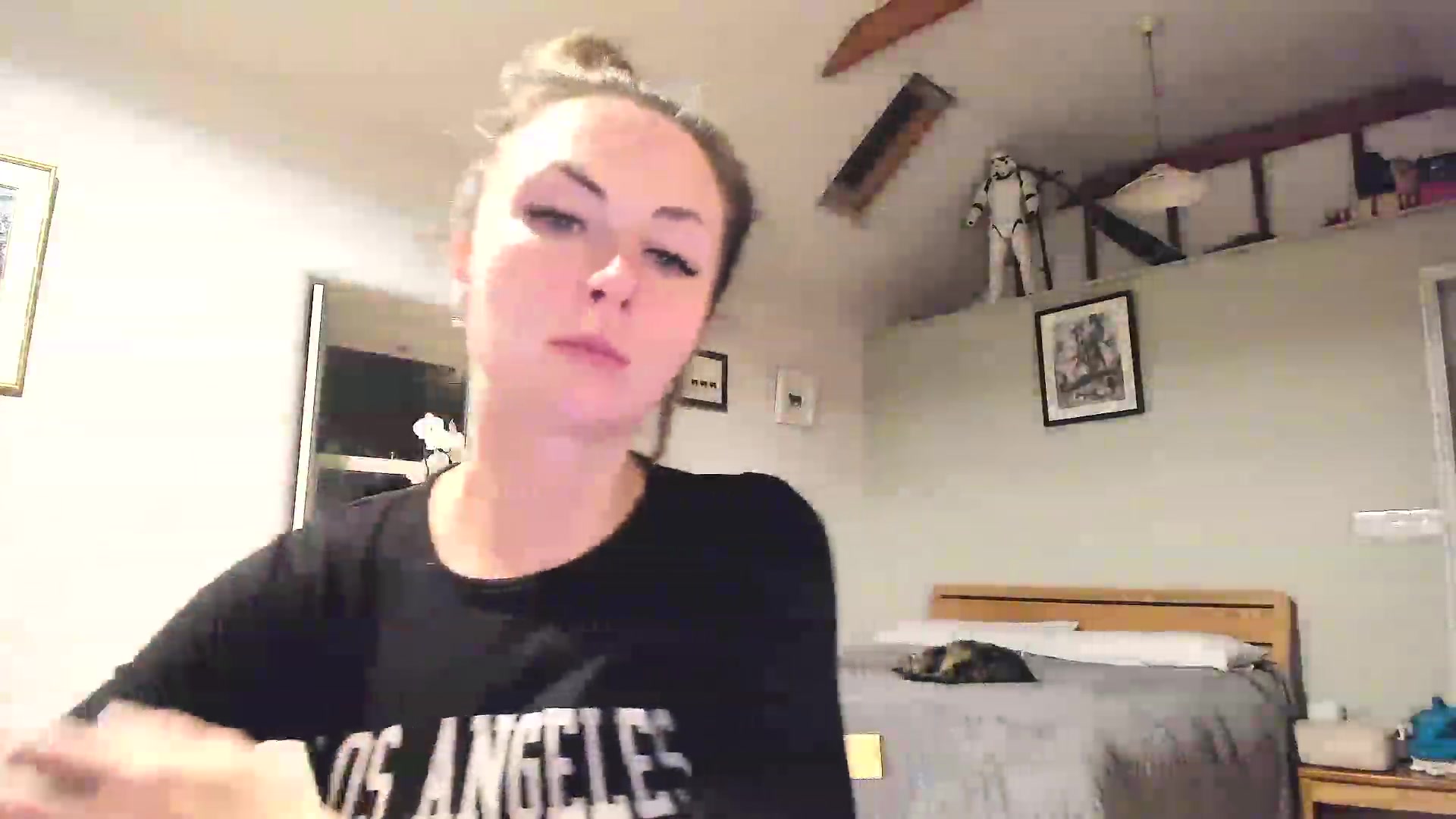 Gallery image thumbnail from Amber_Fry's myfreecams stream on, 02/09/2023, 22:40 image 12 of 20