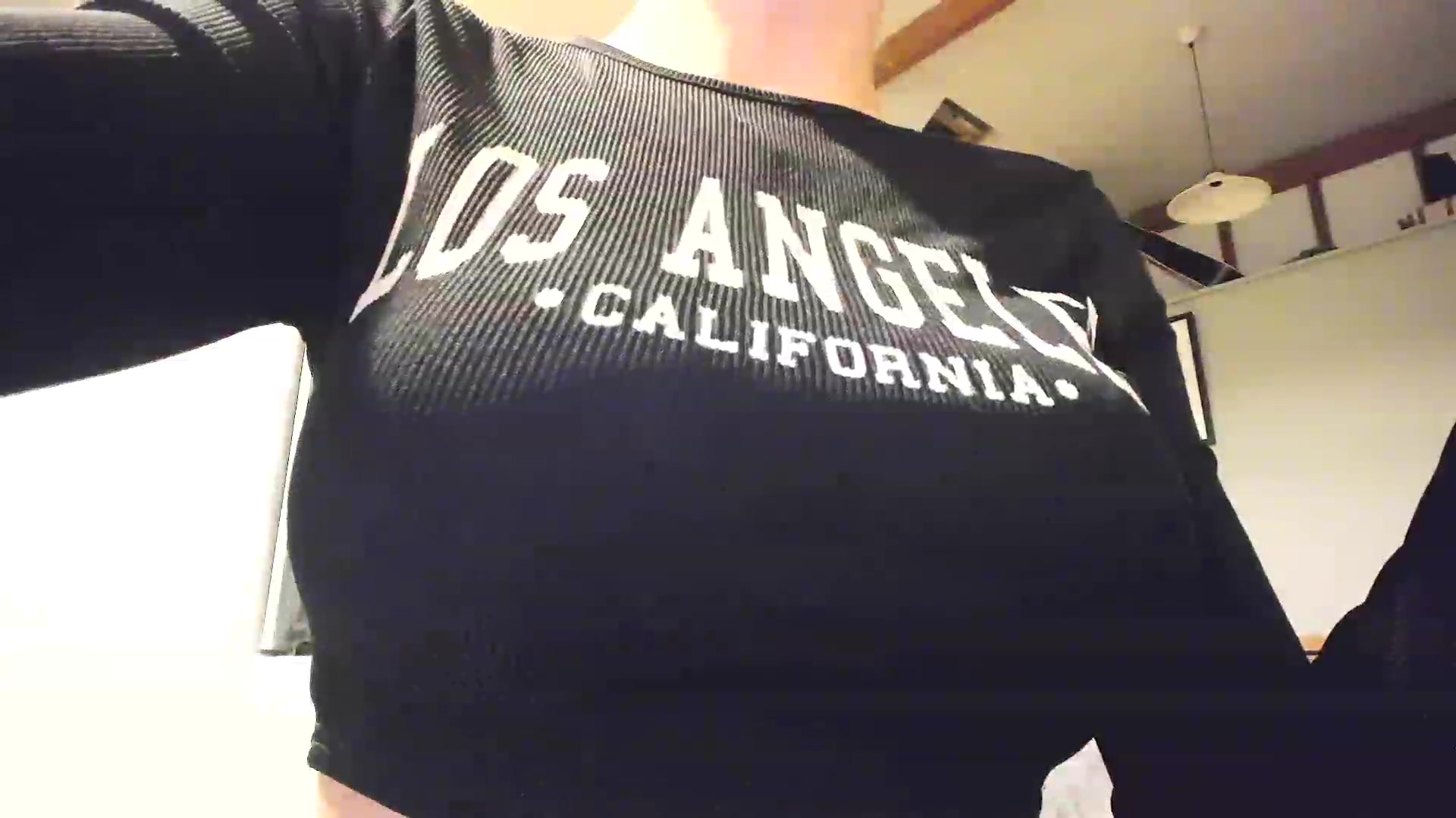 Gallery image thumbnail from Amber_Fry's myfreecams stream on, 02/09/2023, 22:40 image 4 of 20