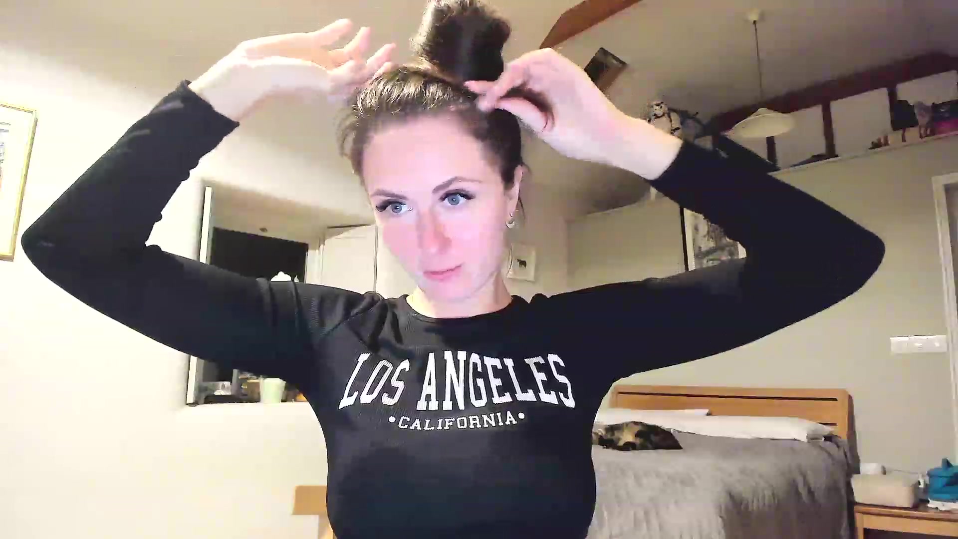 Gallery image thumbnail from Amber_Fry's myfreecams stream on, 02/09/2023, 22:40 image 15 of 20