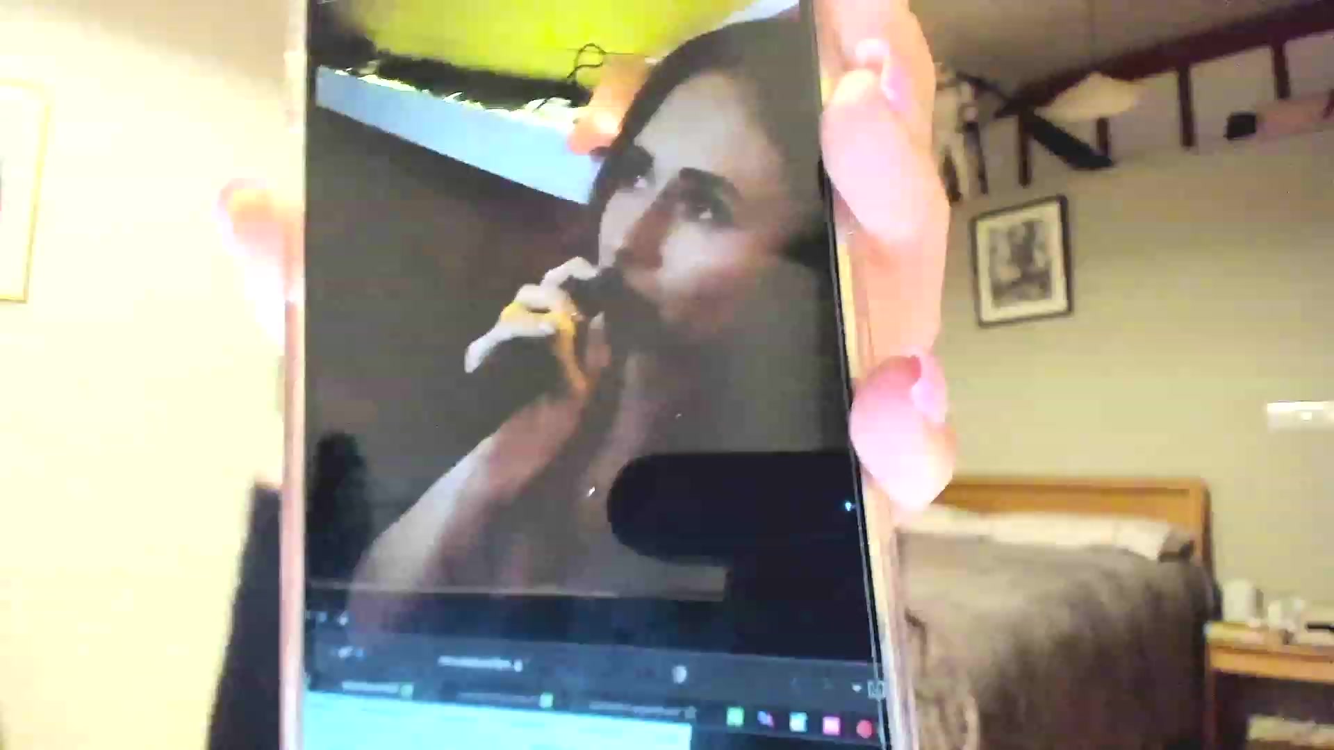 Gallery image thumbnail from Amber_Fry's myfreecams stream on, 02/13/2023, 21:26 image 7 of 20