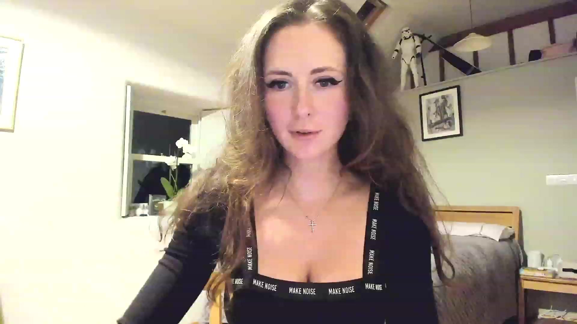 Gallery image thumbnail from Amber_Fry's myfreecams stream on, 02/13/2023, 21:26 image 1 of 20